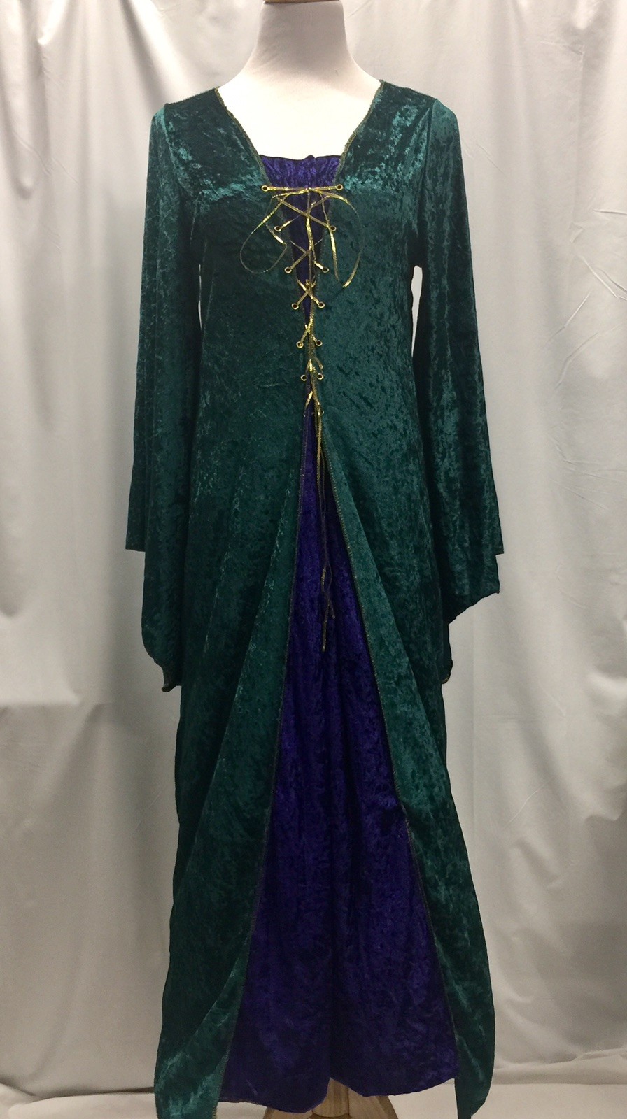 Lady Juliet Renaissance Princess Green Velvet Adult Halloween Costume Fits S-M