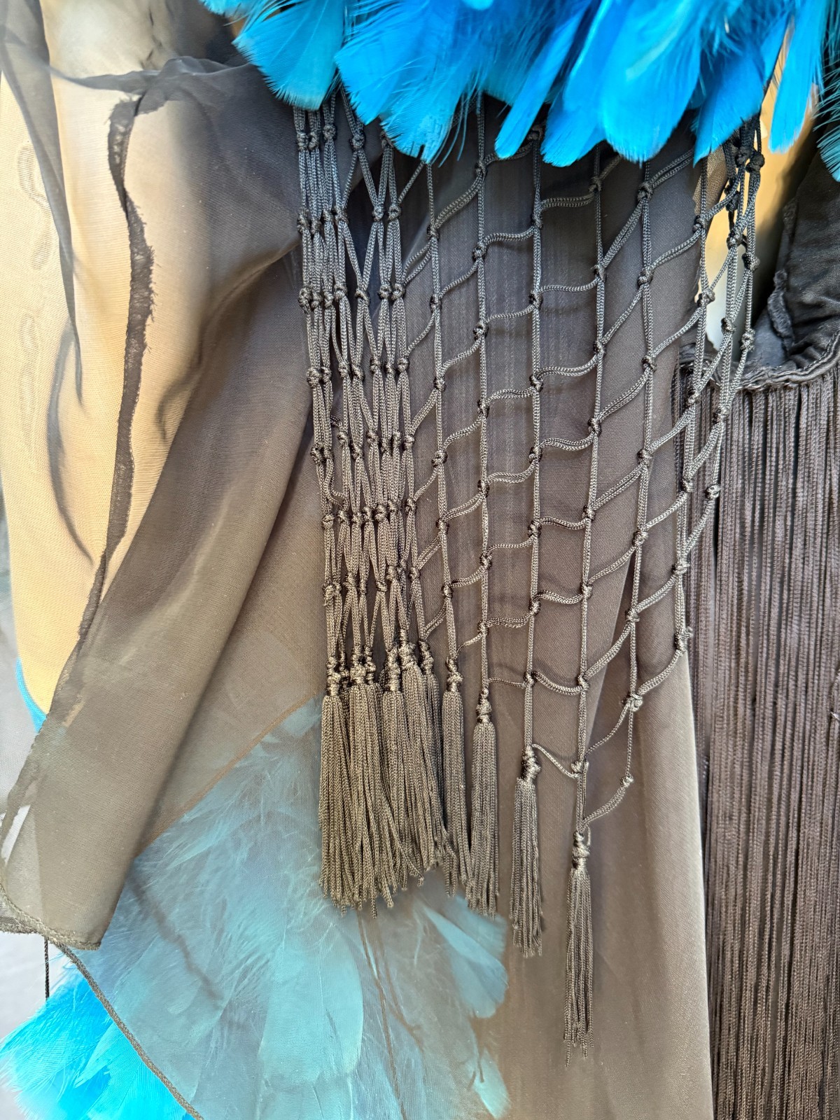 “Great quality” Black flapper with turquoise boa- Adult “one size fits most”