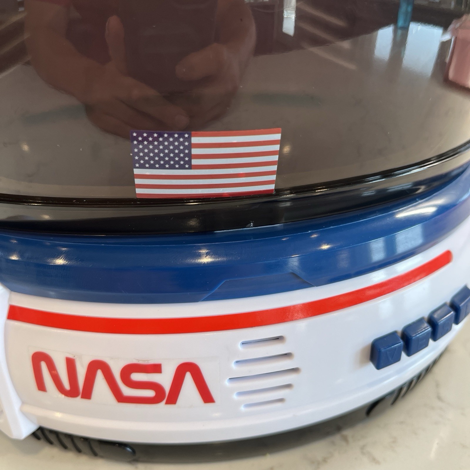 AEROSQUAD LED Light Up Astronaut Helmet NASA Space W/Sounds Costume Kid Ages 6+