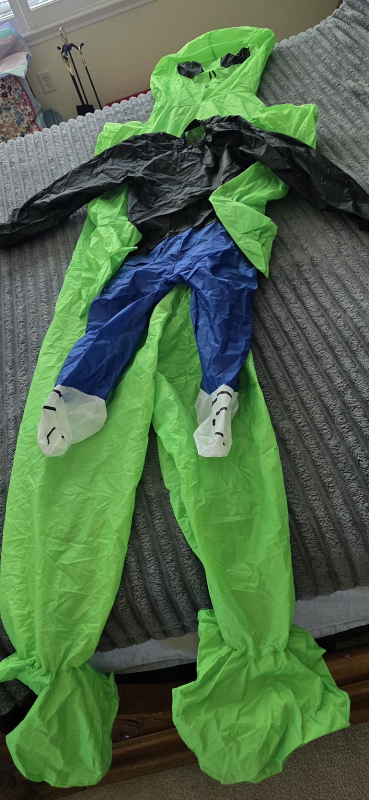 Inflatable Alien Abduction Costume w/ Battery Fan Green/Black/Blue One Size