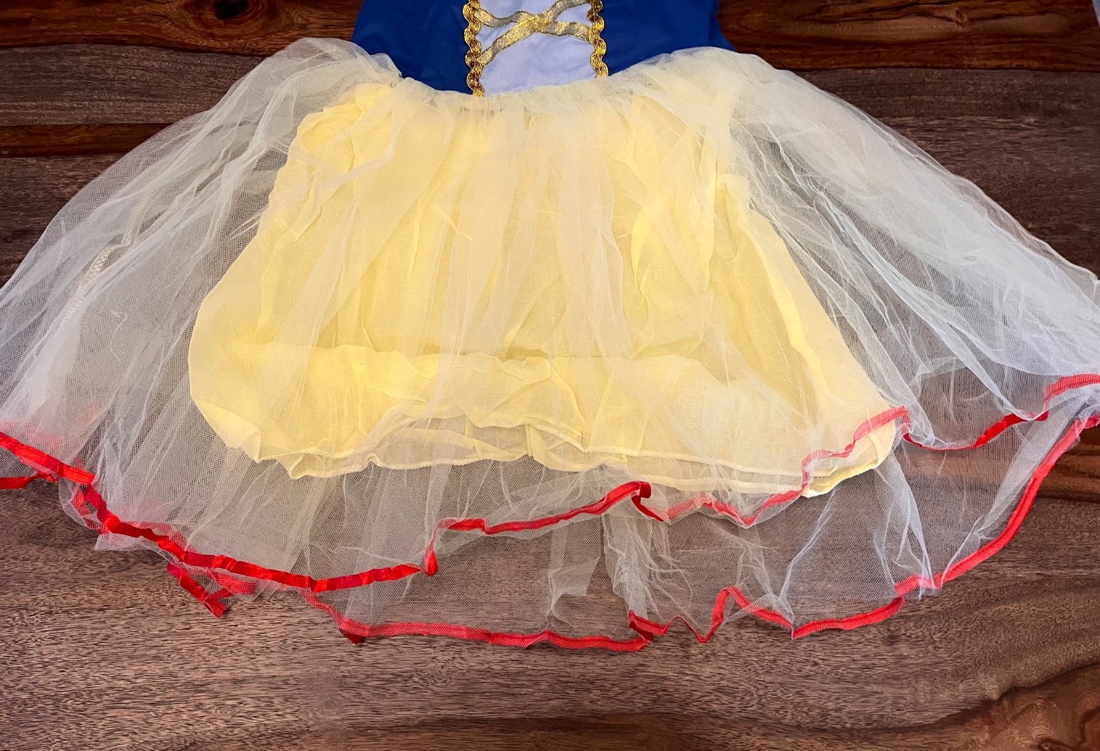 Snow White Disney Princess Dress Up Halloween Deluxe Child Costume Size XS 4/5