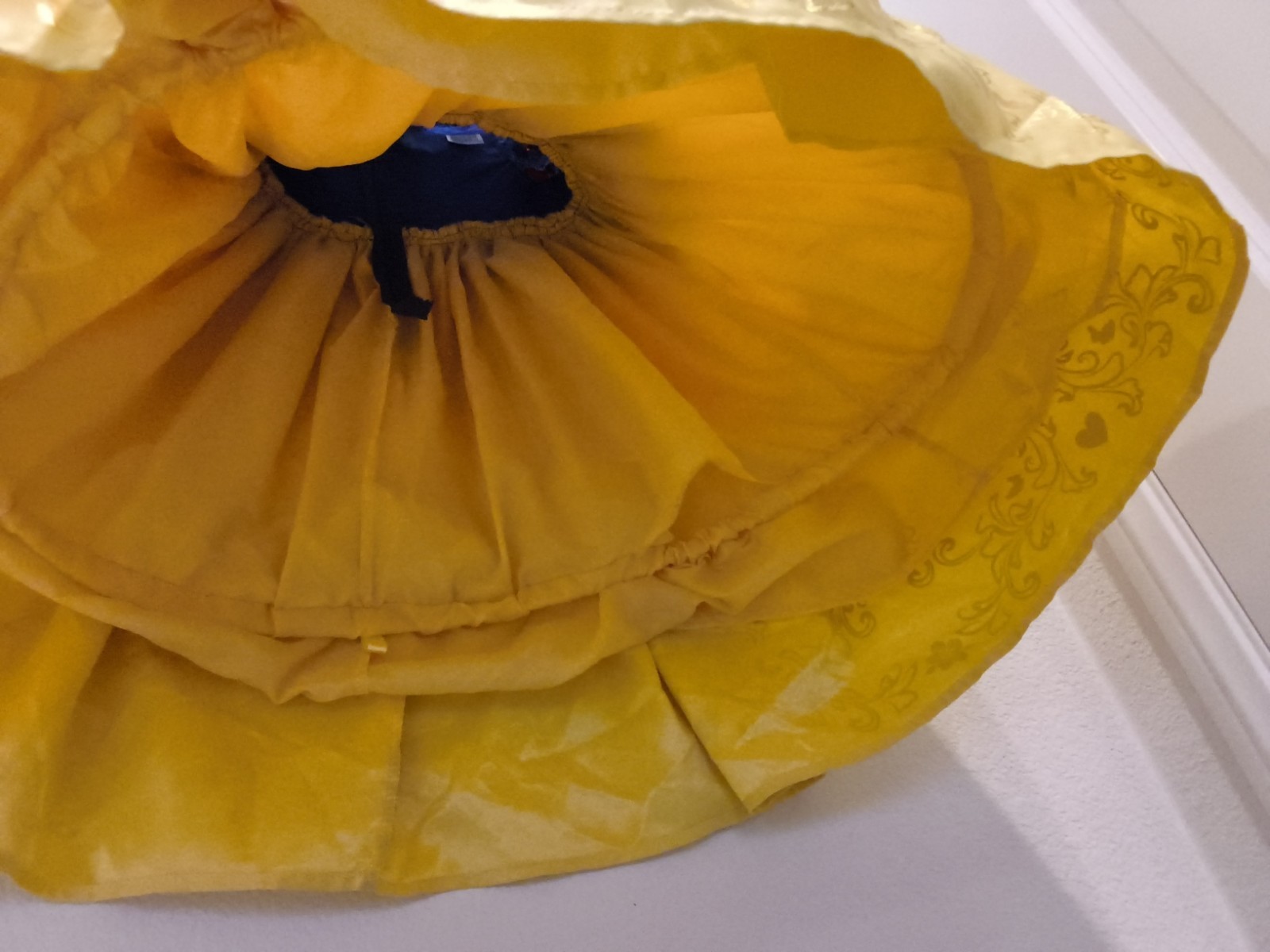 Disney Princess Snow White Costume Dress Size XS (3T-4T)