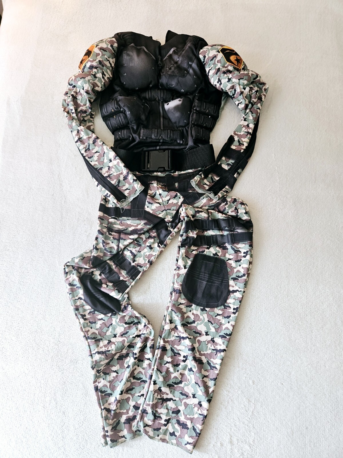 Military Solider Camouflage Jumpsuit, Padded Chest/Arms Costume, Sz. Small 5/6