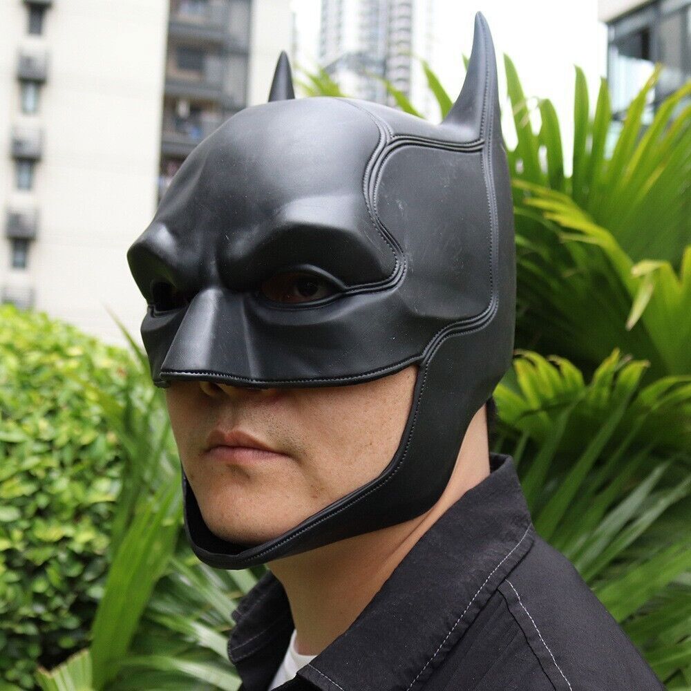The Batman Dark Knight Helmet Full Mask Bruce Wayne PVC Cosplay Props Halloween