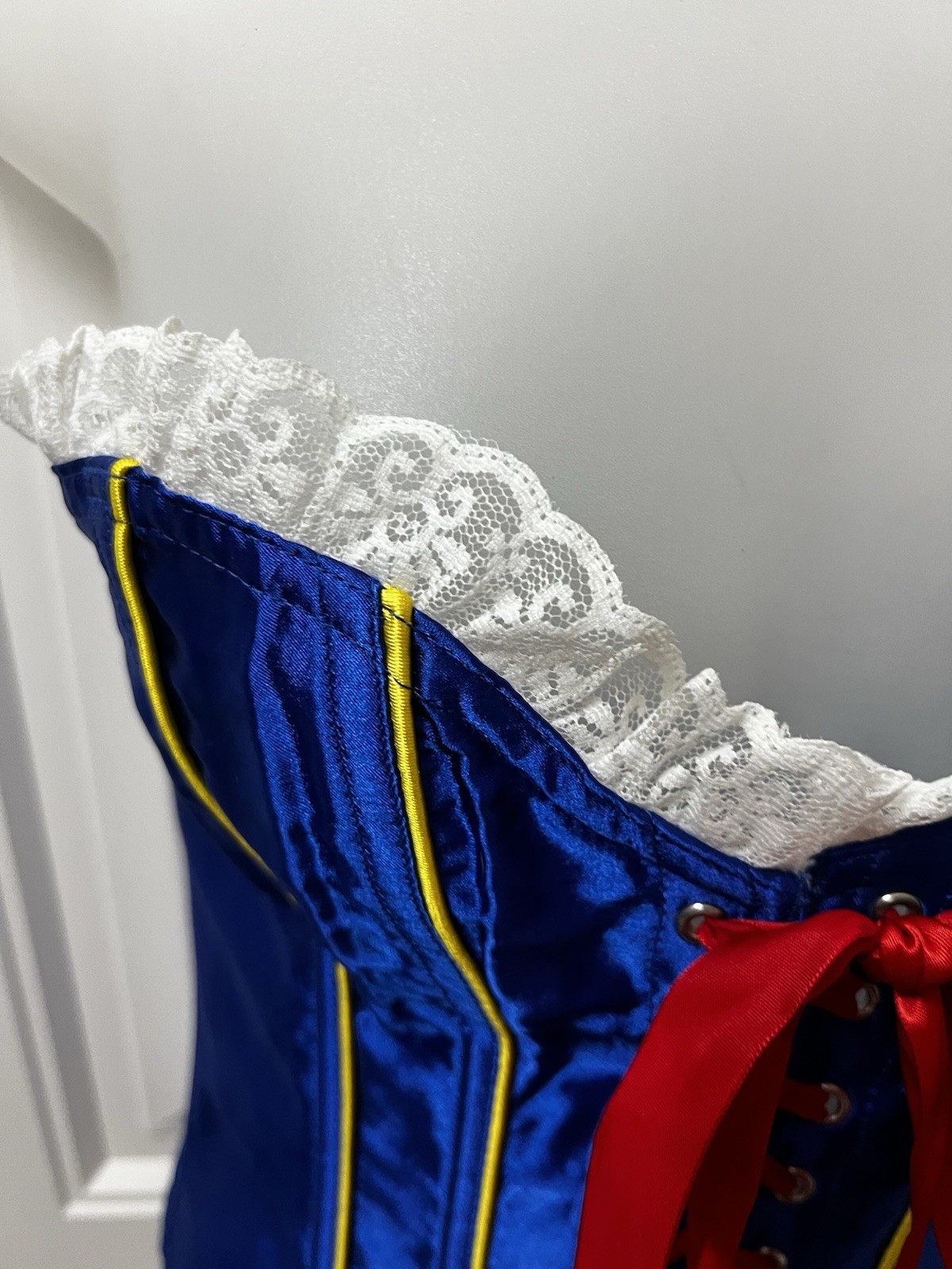Rubie’s Snow White Costume Corset Lace Trim strapless Sweetheart Neck Top ONLY