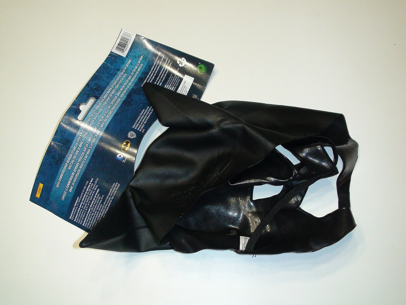 Batman The Dark Knight Trilogy Adult Mask 14+ Rubies’s 12467 Brand New with Tag