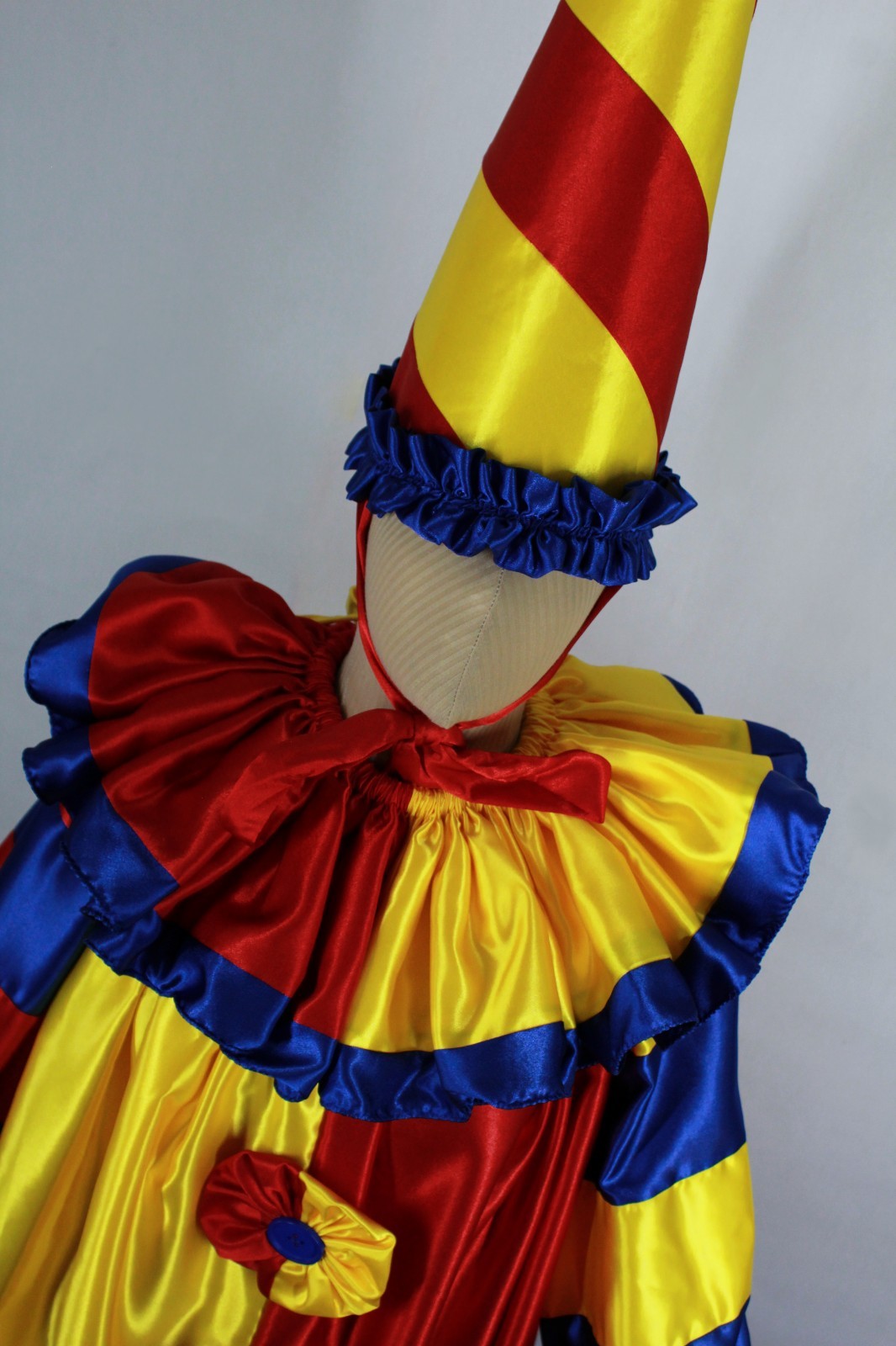 Classic Clown Costume for Adults Size Small to Extra Large, Halloween Outfit