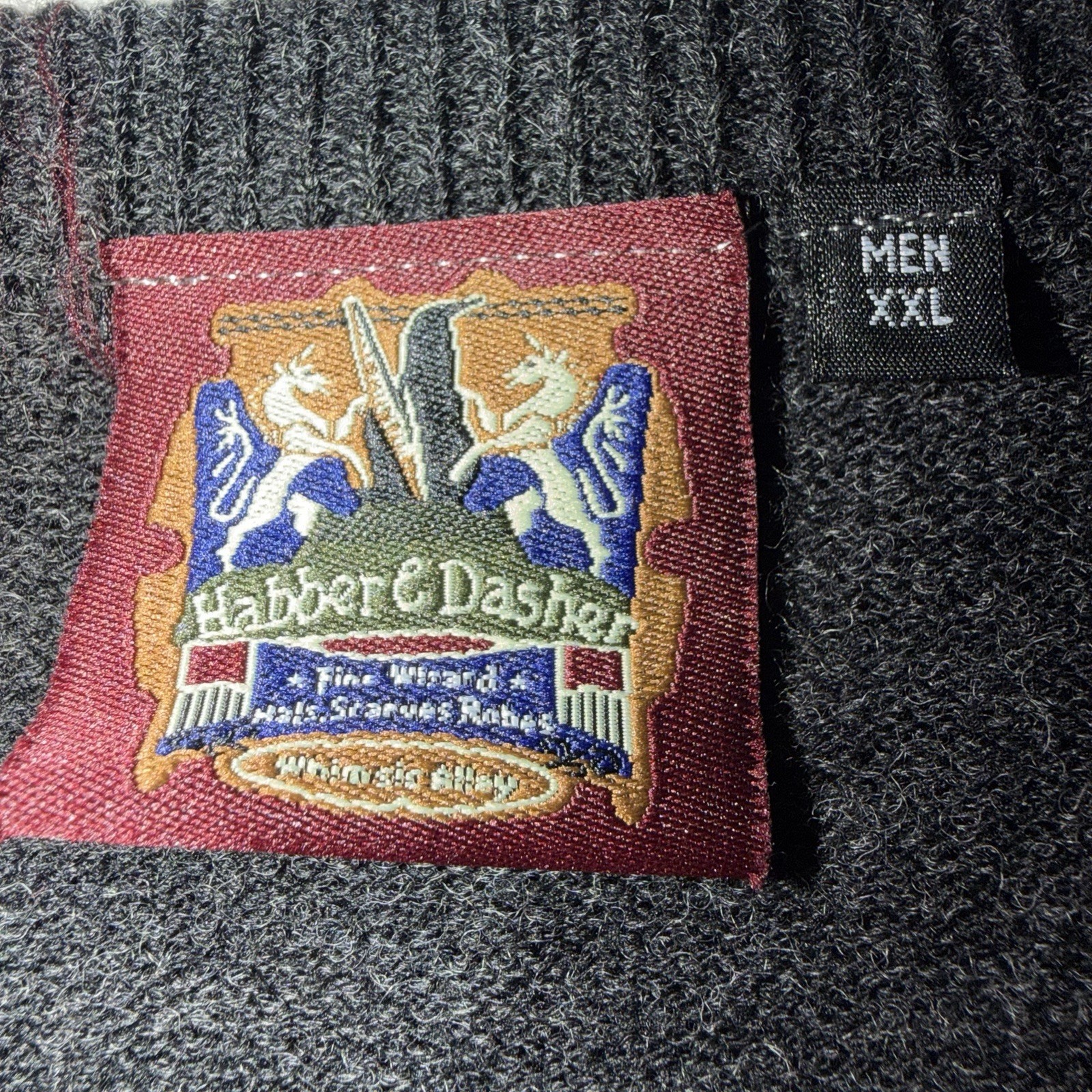HARRY POTTER HABBER & DASHER Hufflepuff Sweater Dark Gray XXL