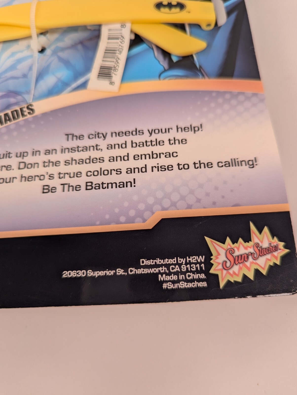 Batman Sun-Staches World’s Easiest Costume – NEW DC Comics Halloween