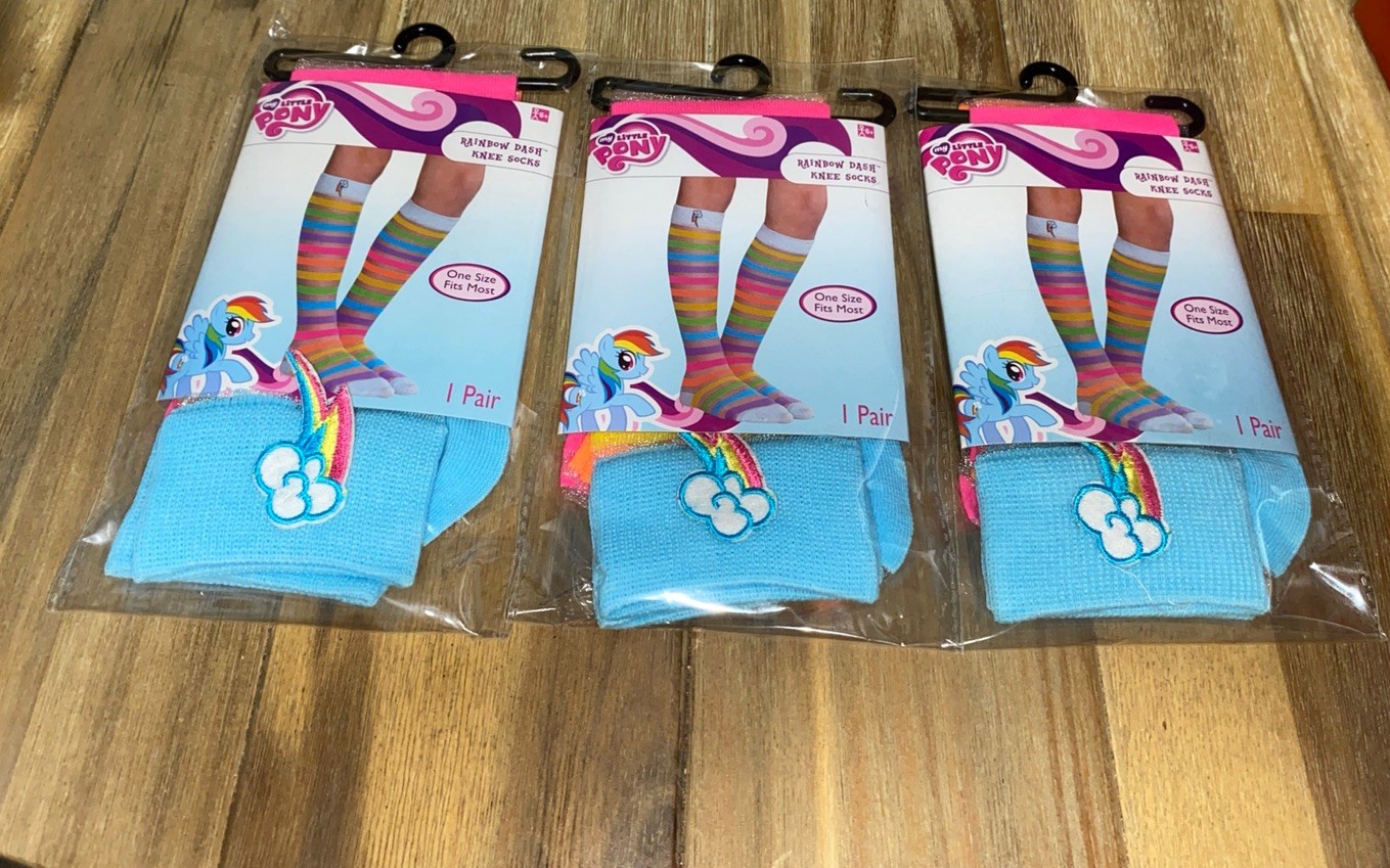 New/Sealed “3” Pairs My Little Pony Rainbow Dash Knee Socks One Size Fits Most