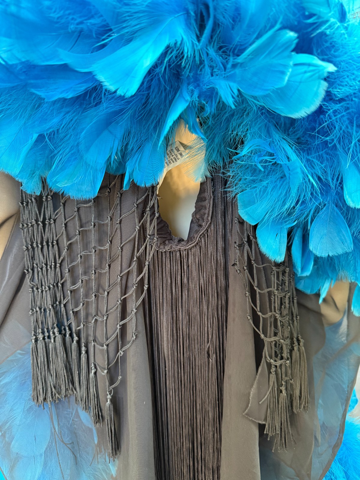 “Great quality” Black flapper with turquoise boa- Adult “one size fits most”