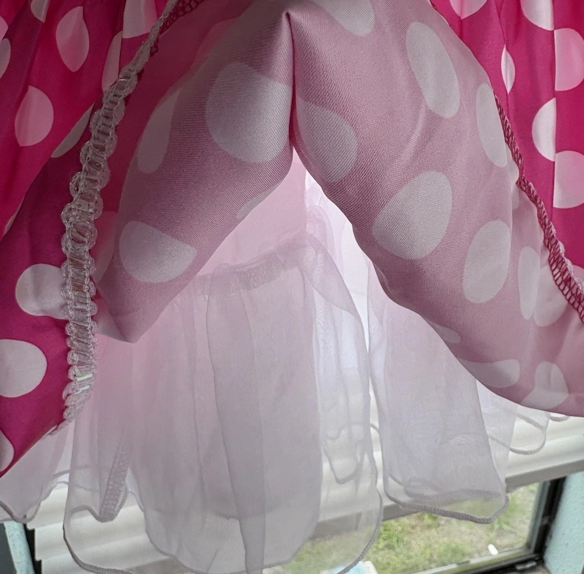 Disney Minnie Mouse Dress Up Costume – Girls Size 2T, Includes Small Disney Fan