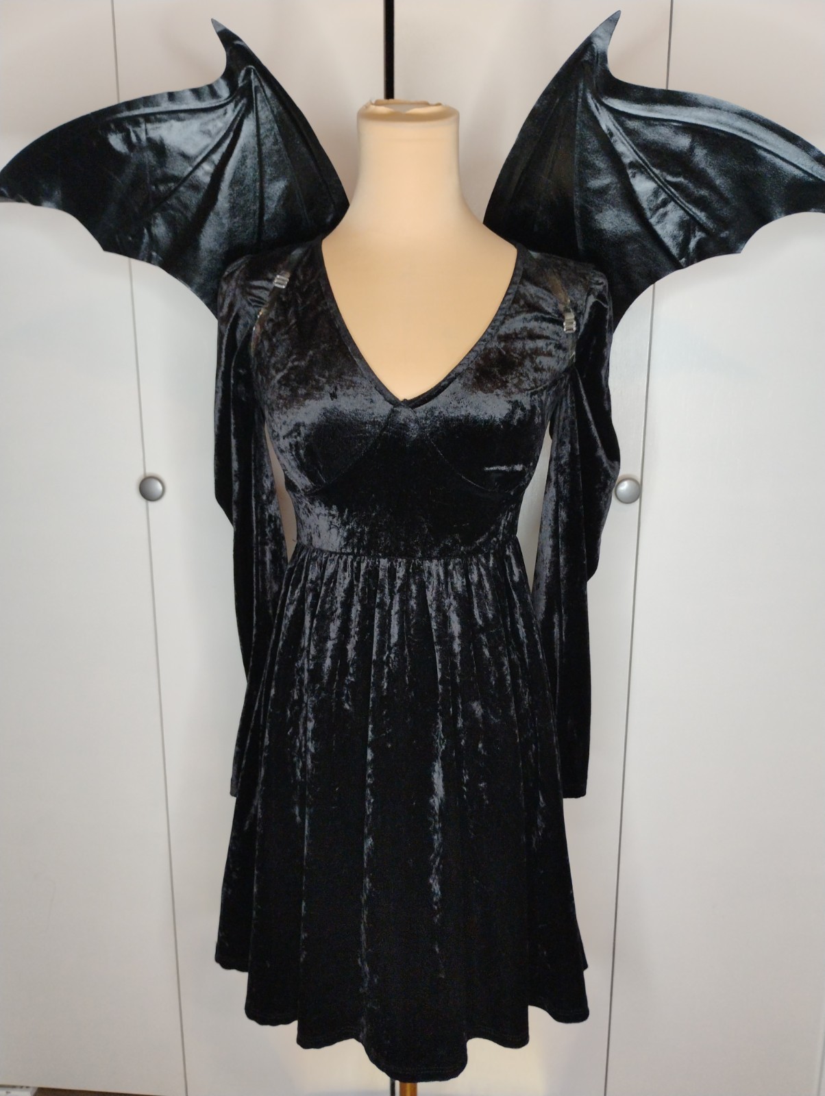 Maleficent Women’s Costume Short Velvet Long Sleeve/Mini Wings/Headpiece Small