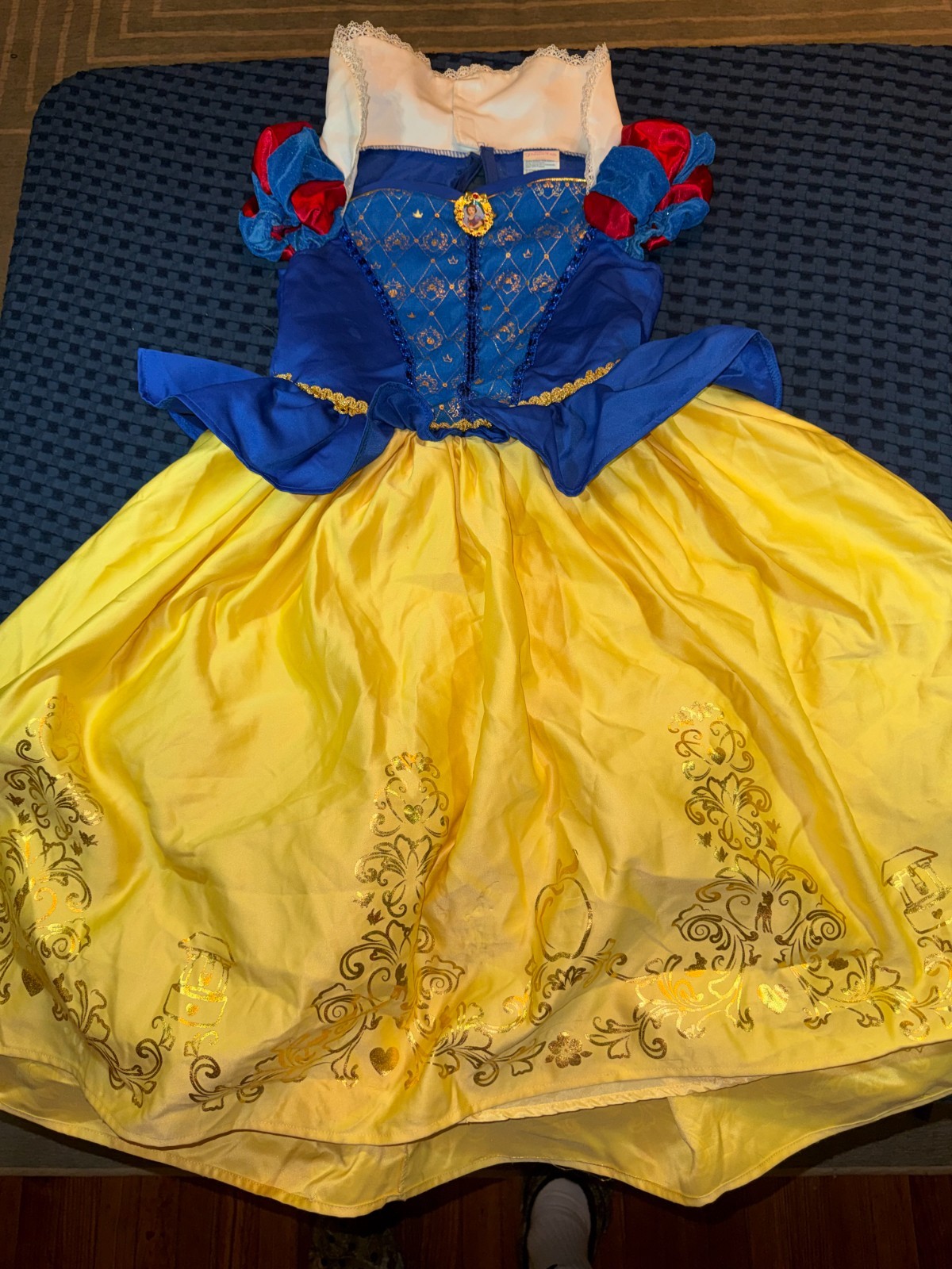 Disney’s SNOW WHITE Dress Halloween Costume Princess Dress Up