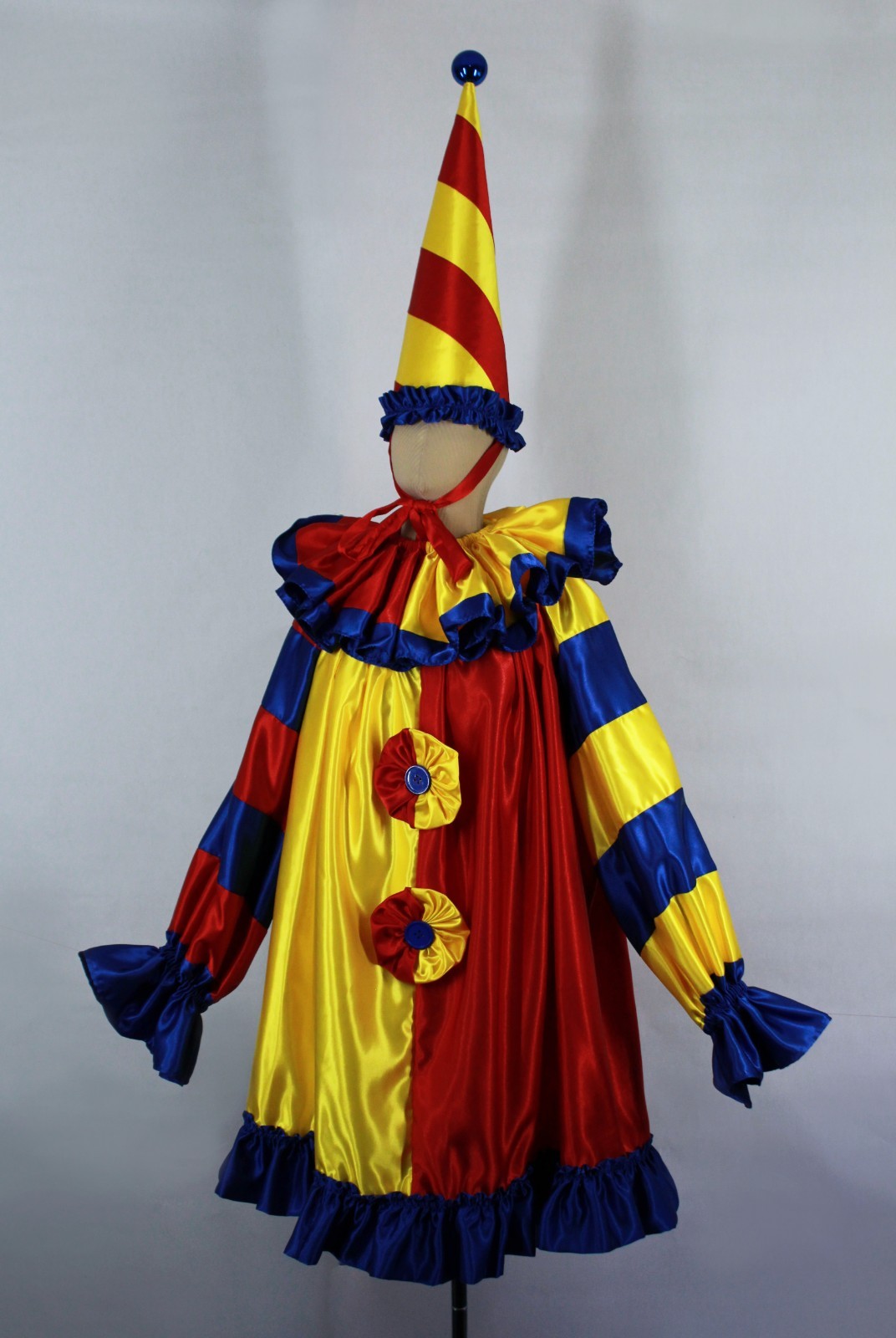 Classic Clown Costume for Adults Size Small to Extra Large, Halloween Outfit