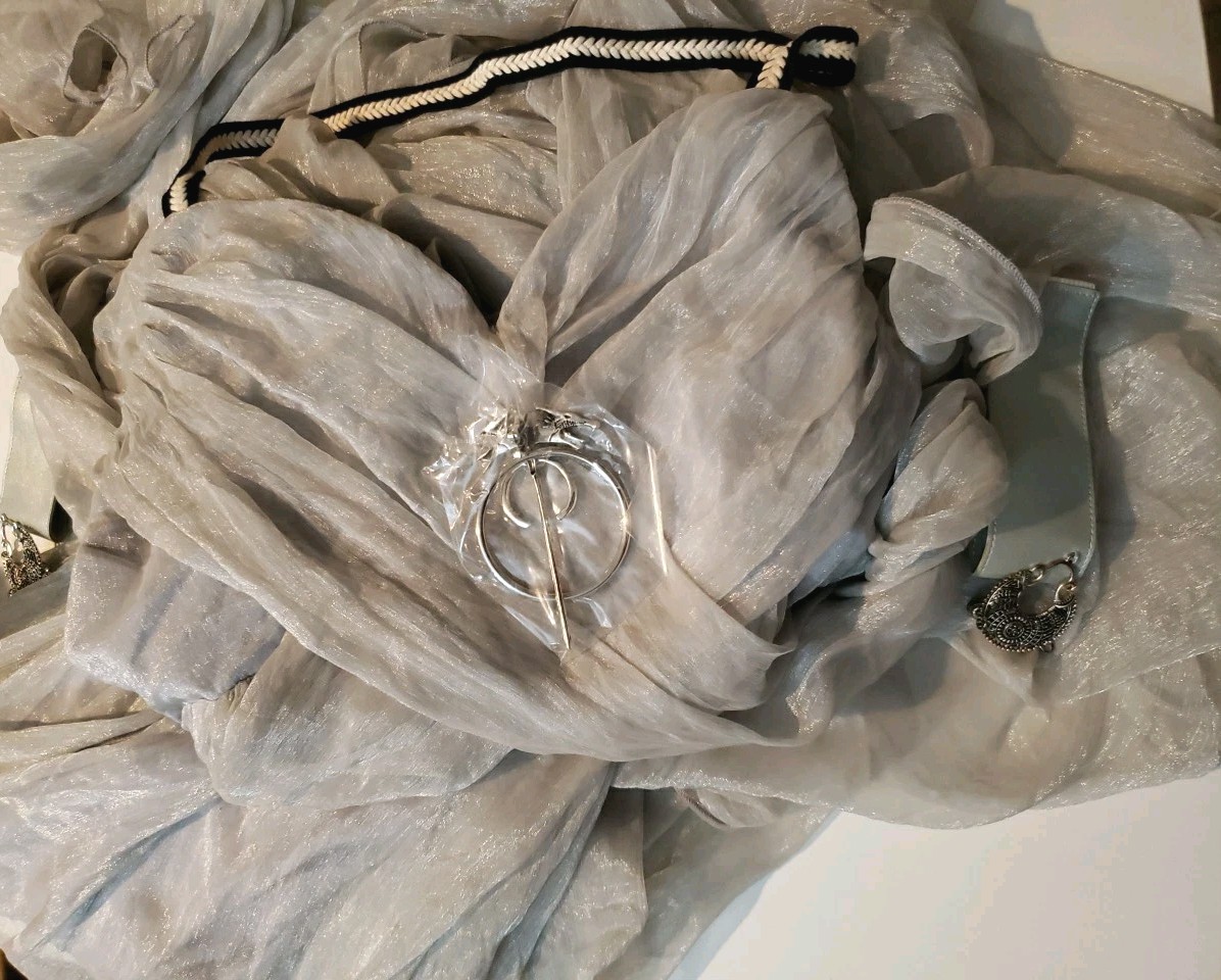 Silver Flowing Dress Cosplay Halloween Size Small Maiden Attaches Arms Jewelry