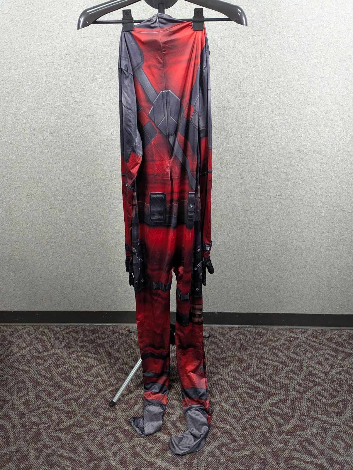 Jazwares Marvel Deadpool Adult Costume Standard Size Small Cosplay Halloween