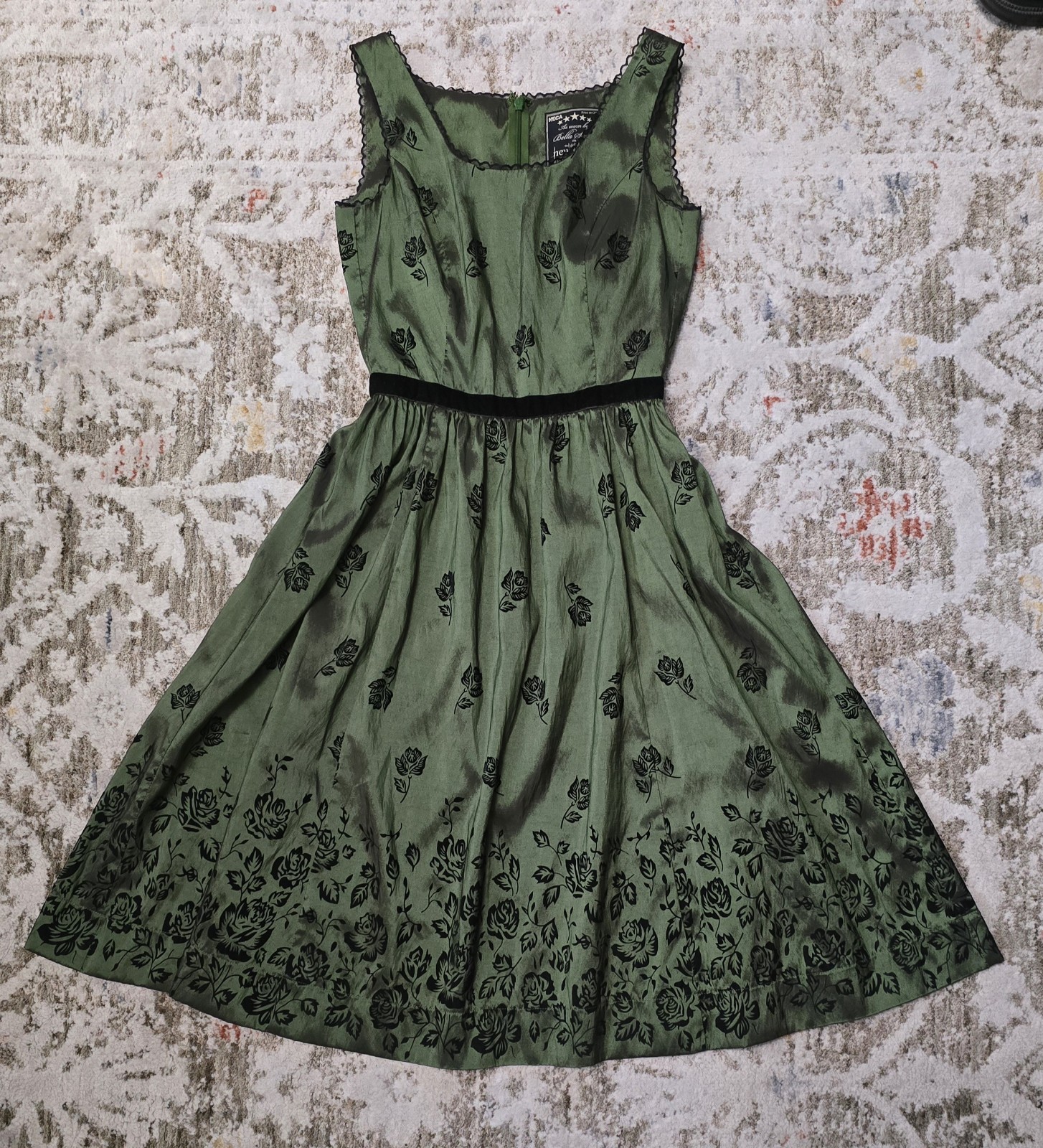 NECA Bella Swan New Moon Twilight Dress Costume Green/Black Zipper Size S