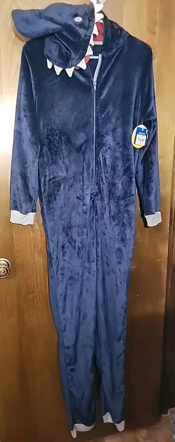 Shark Costume For Halloween Kids Unisex Size XL (18/20) Regular One Piece