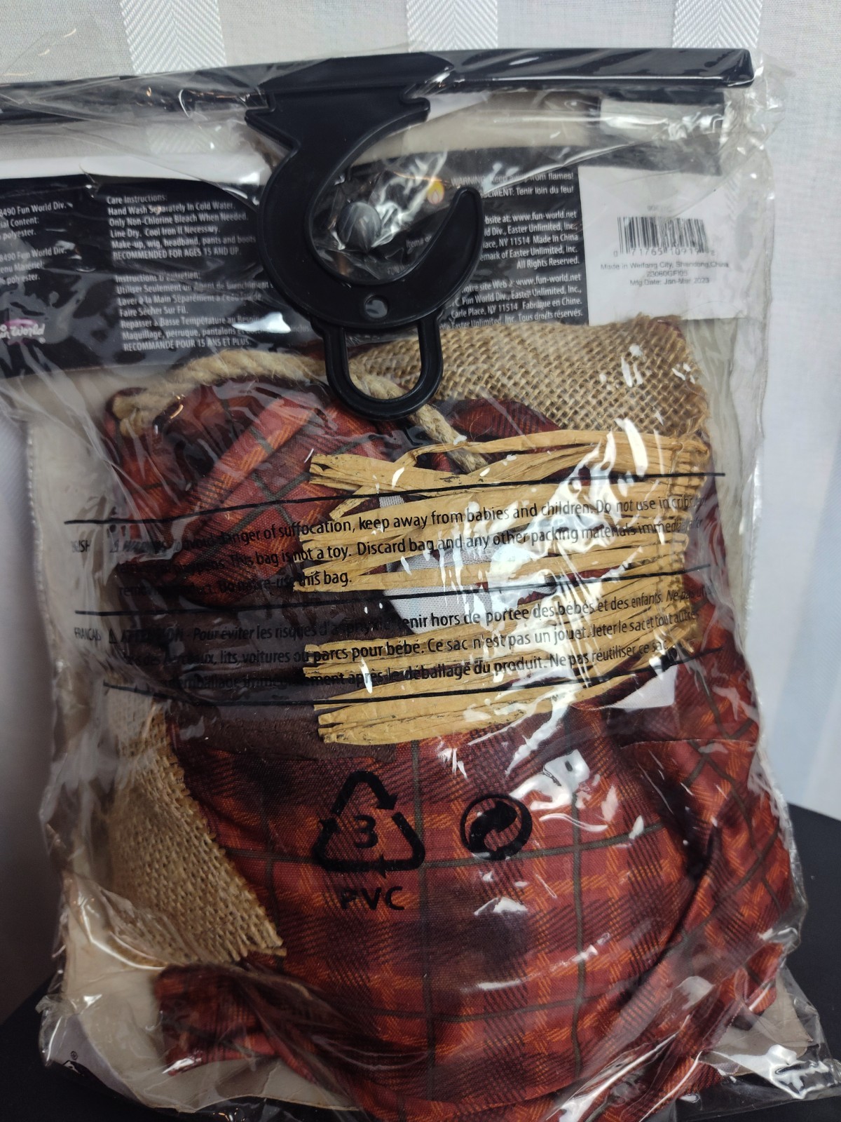 Fun World Scary Scarecrow Poncho Plaid Fringe Accents One Size Fits Size 4-14
