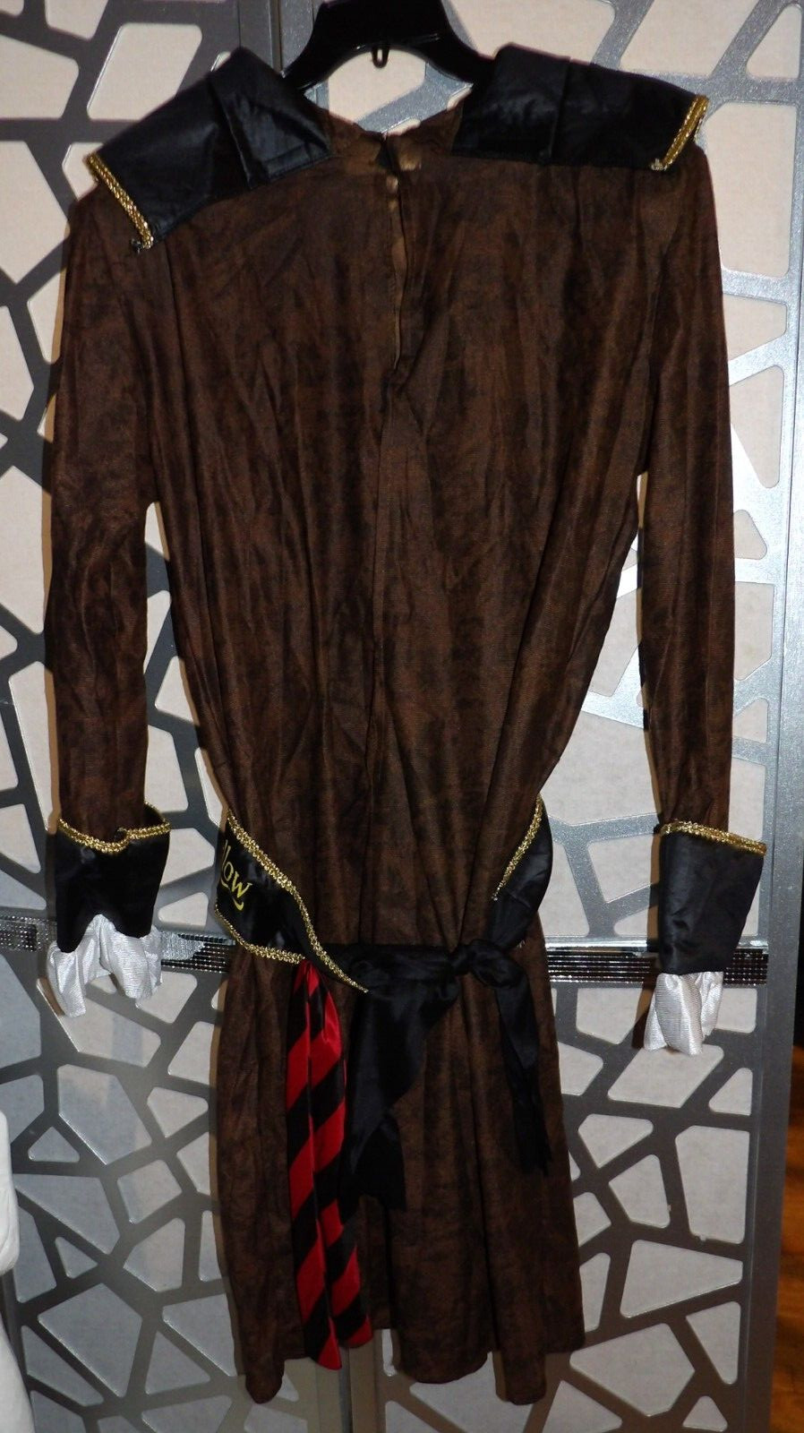 FORUM NOVELTIES 3PC. CAPT.JOHN LONGFELLOW COSTUME (ONE SIZE FITS MOST :REGULAR)