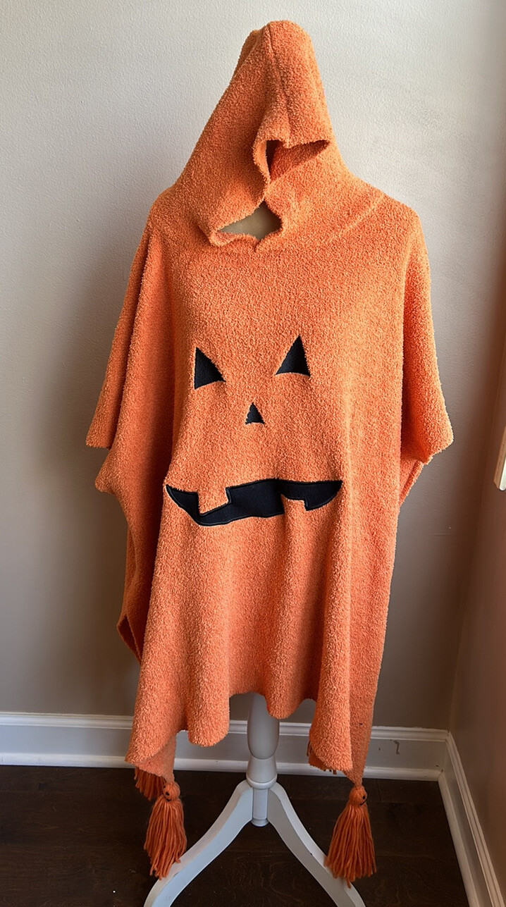 New Adult Pumpkin Jackolantern Poncho Halloween One Size Unisex Fuzzy