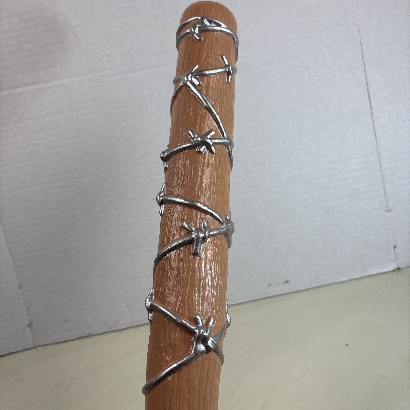 WALKING DEAD Lucille Bat Neegan Plastic Toy Costume Prop Halloween Theater EUC