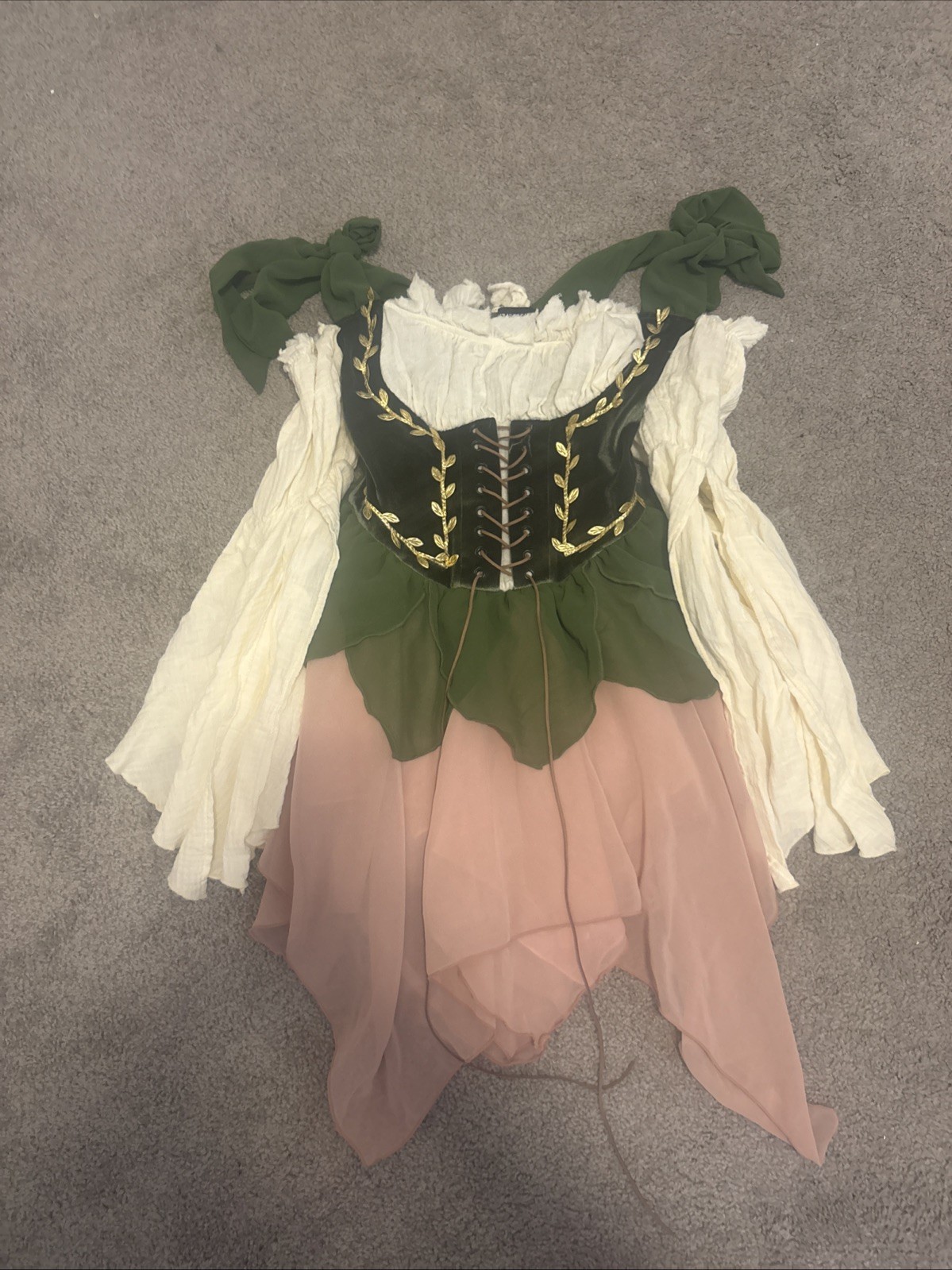 Size Small NWT Name Brand Faerie Costume Dress With Flowy Cold Shoulder Sleeves