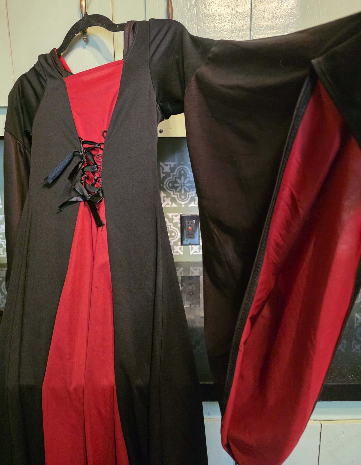 Vampire Hooded Dress Costume Black/Red Polyester Halloween One Size Regular