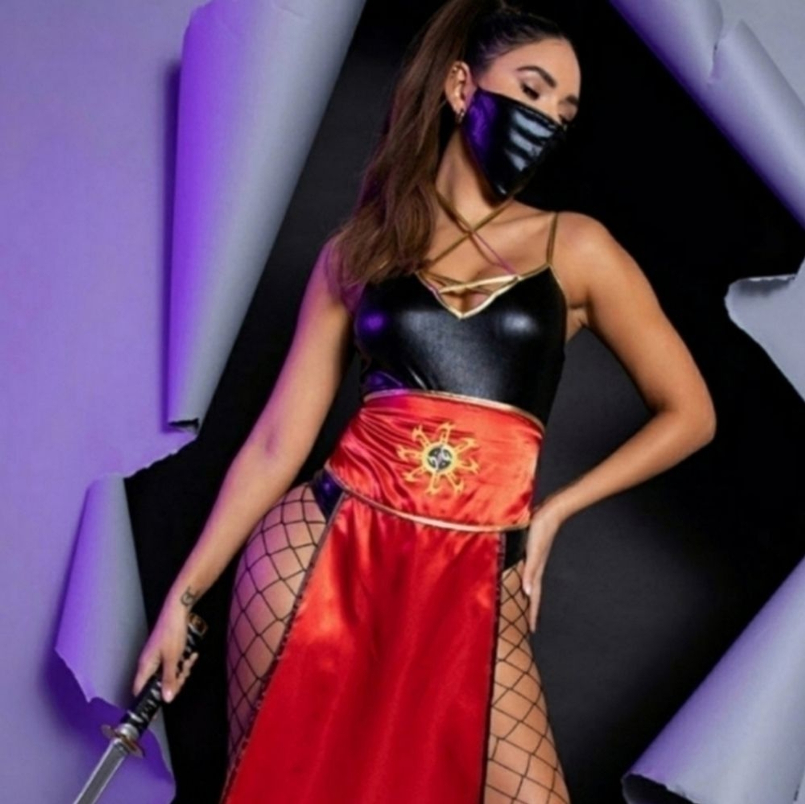 NEW Yandy Sexy Violent Red Ninja 3 Piece Costume Set Size Medium