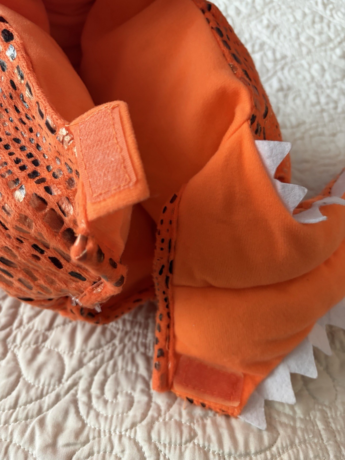 NEW! POTTERY BARN KIDS Light-Up Pterodactyl Halloween Costume Size 4-6 YEARS