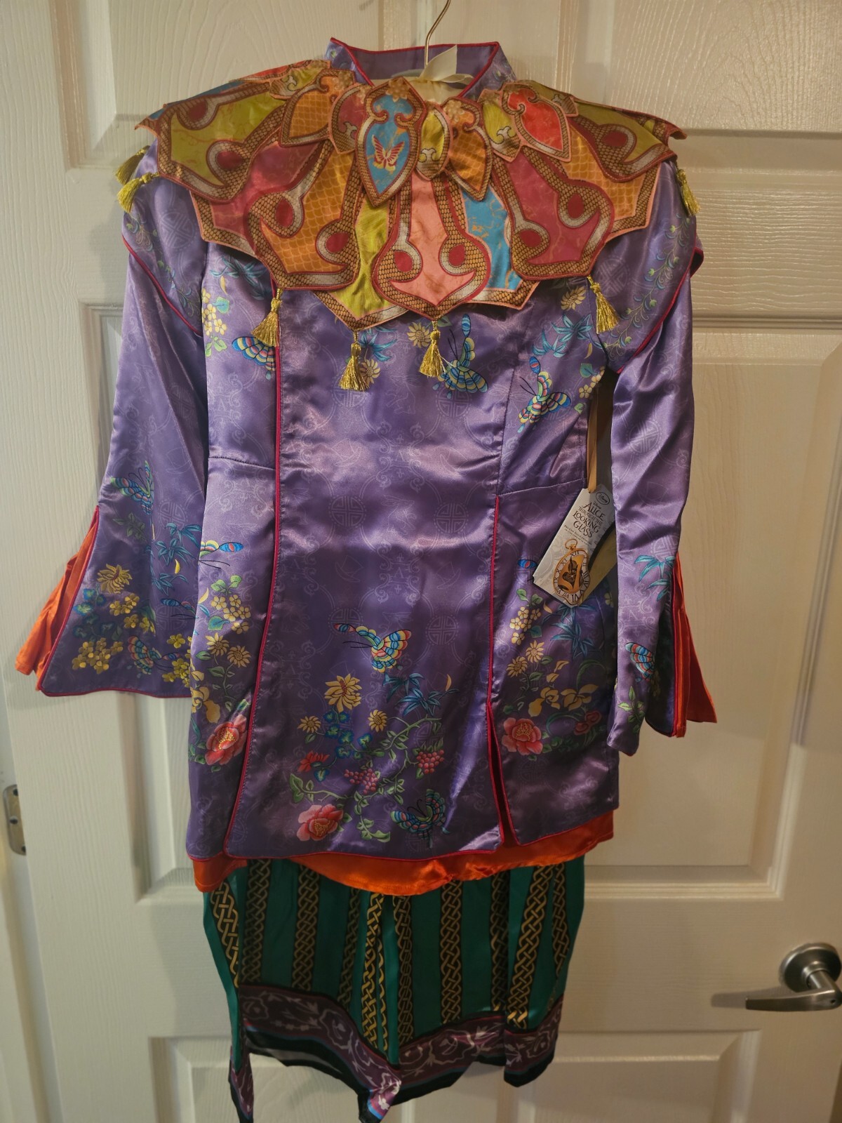 Disney Store Alice Wonderland costume 9/10 Through Looking Glass Asian outfit