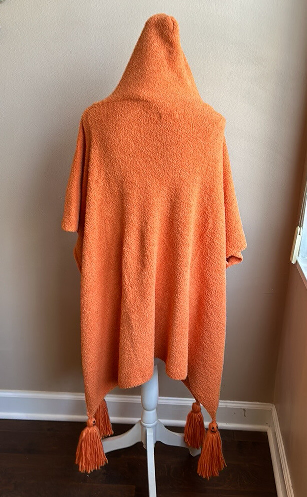 New Adult Pumpkin Jackolantern Poncho Halloween One Size Unisex Fuzzy