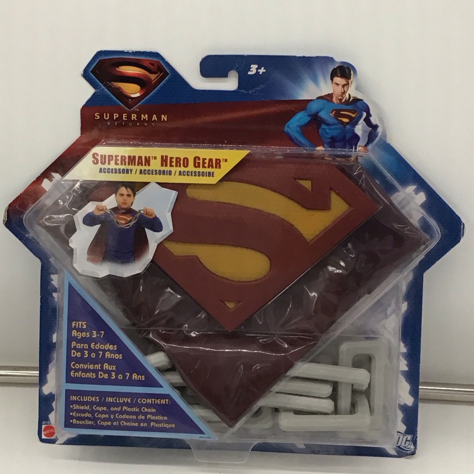 2006 Superman Returns Hero Gear Accessories: Ages 3-7, Shield, Cape & Chain