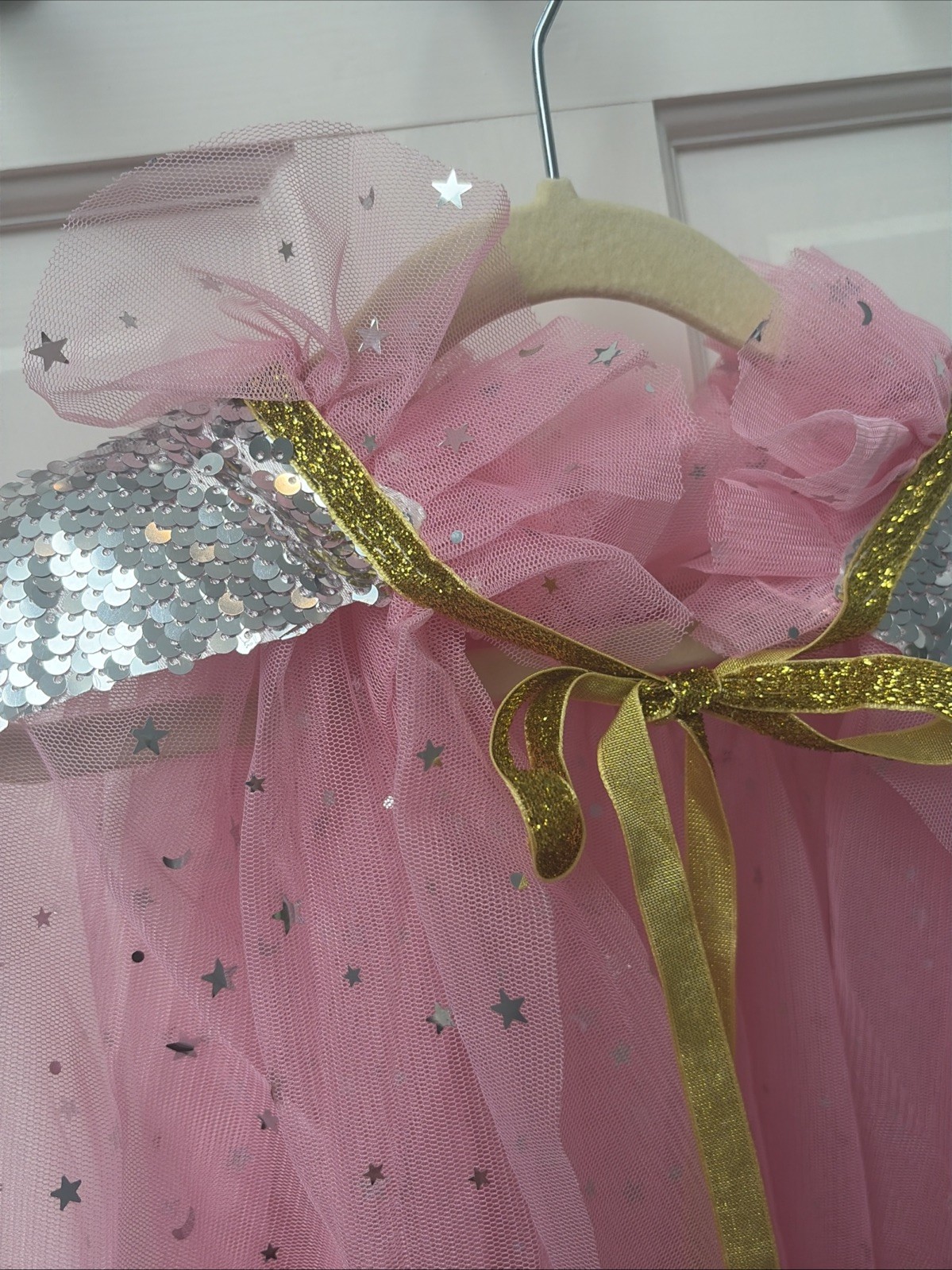 Sweet Wink and Unbranded Dress Up Princess Capes Lot of 2