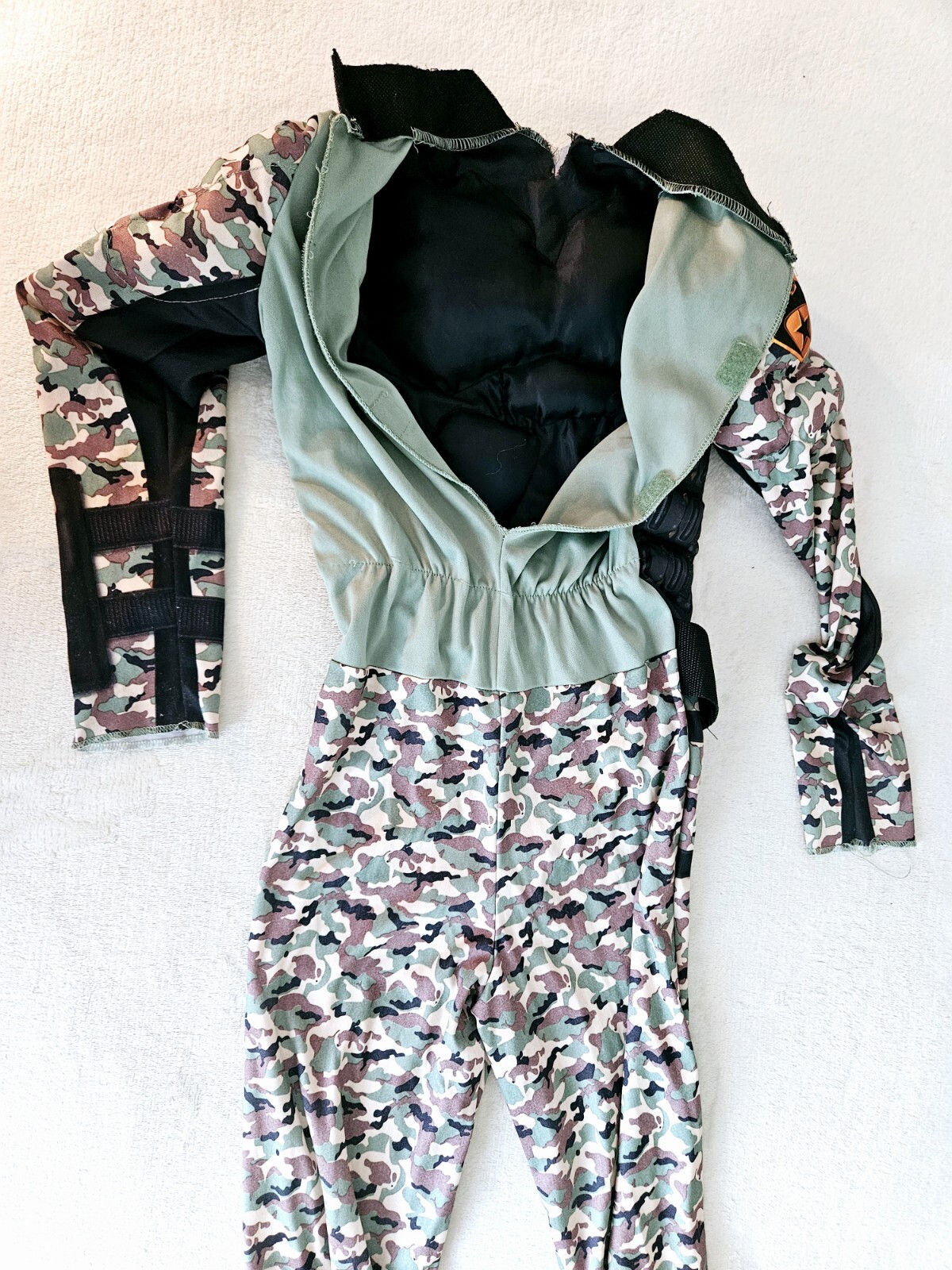Military Solider Camouflage Jumpsuit, Padded Chest/Arms Costume, Sz. Small 5/6