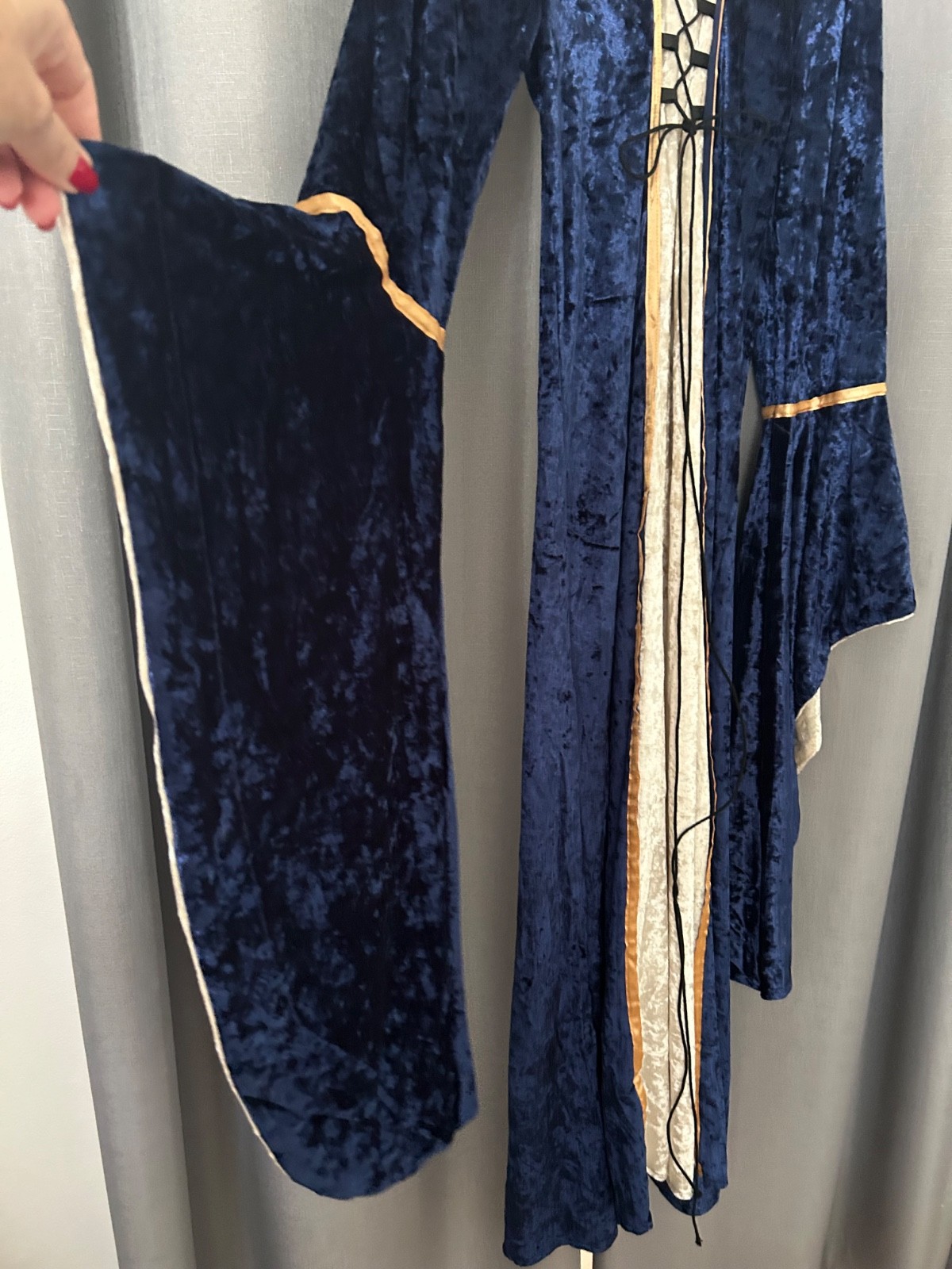 Renaissance Midieval Blue Velvet Costume for Women Size 3x