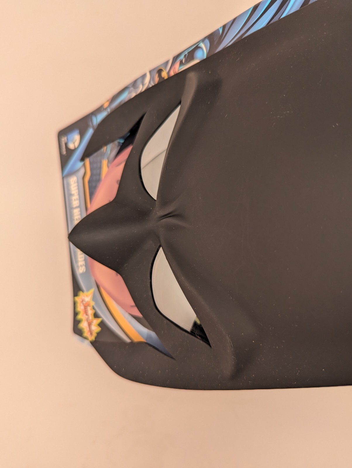 Batman Sun-Staches World’s Easiest Costume – NEW DC Comics Halloween