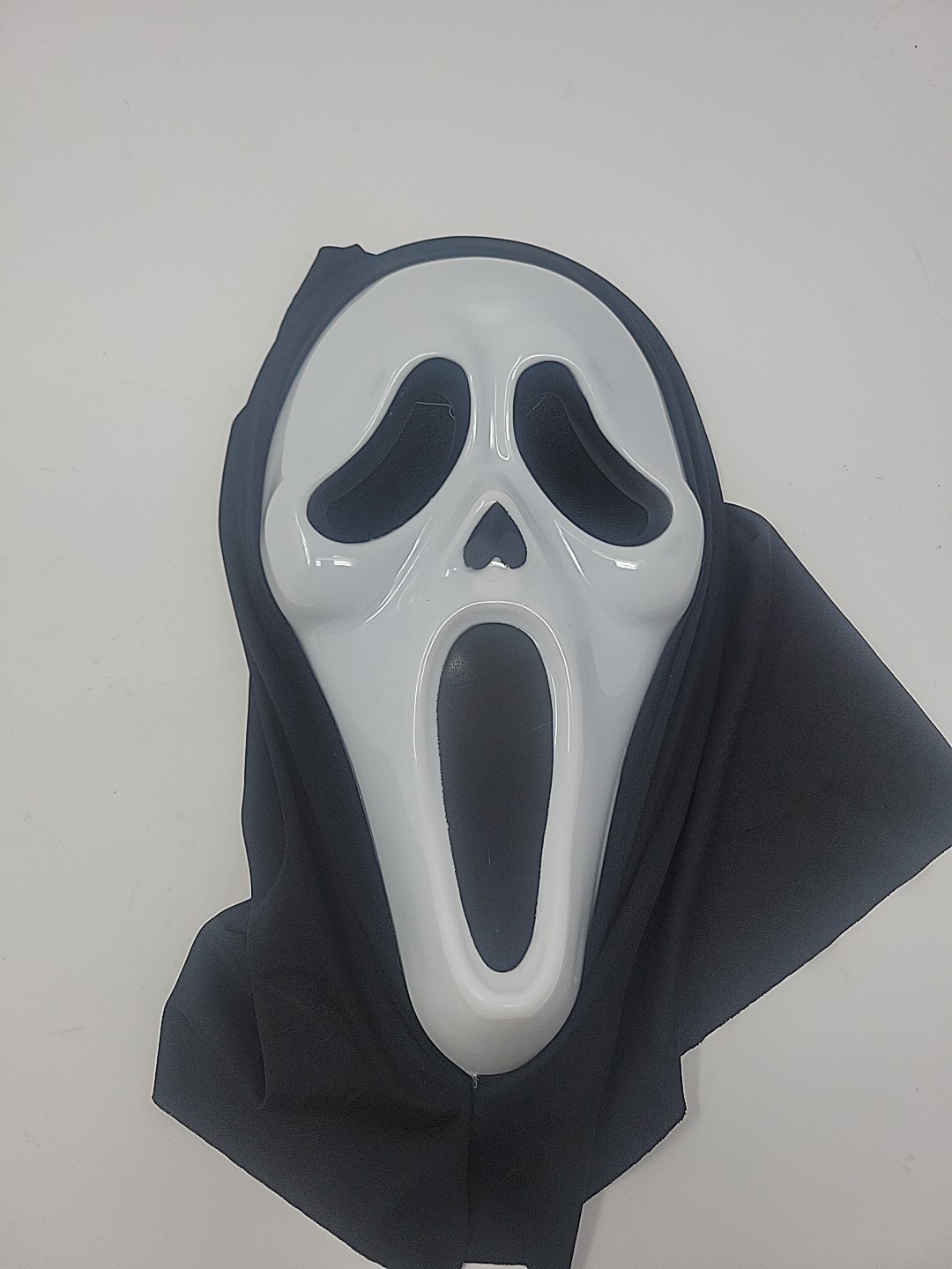 SCREAM Ghost Face w/BLACK COWL ~ Easter Unlimited Plastic W/ Mesh