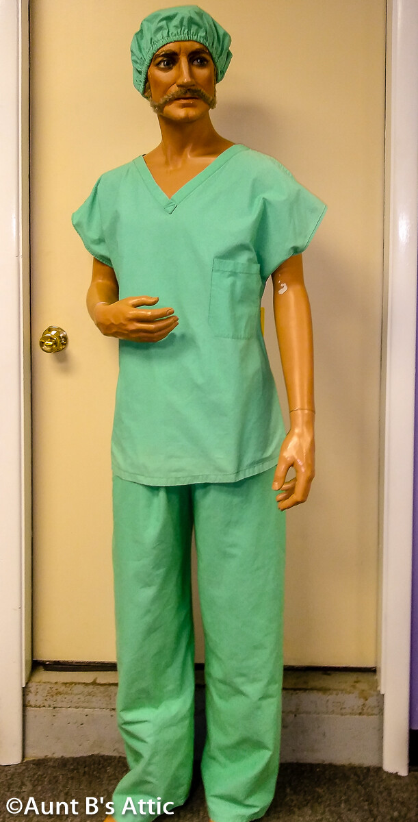 Doctor Scrubs 3 Pc Green Cotton Pant Pocketed Top & Elasticized Scrub Cap M/L
