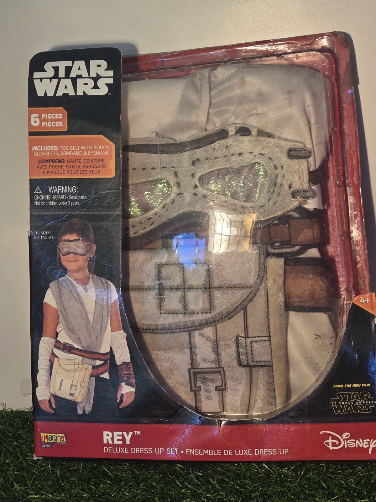 Disney Star Wars The Force Awakens, Rey Deluxe Dress-Up Set Costume Size 6-8 New