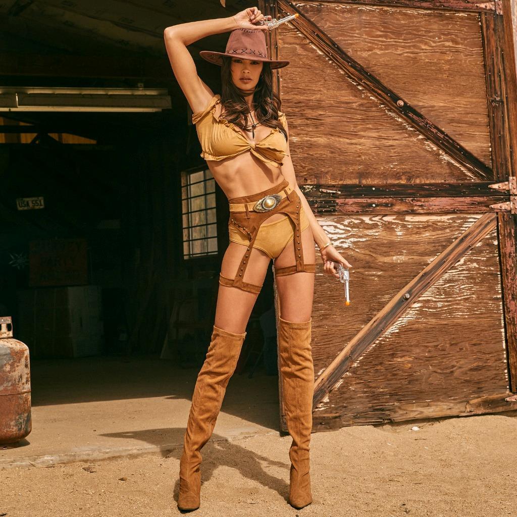 Wild West Cowgirl Costume Set Sheriff Badge Crop Top Shorts Belt Buckle 5012