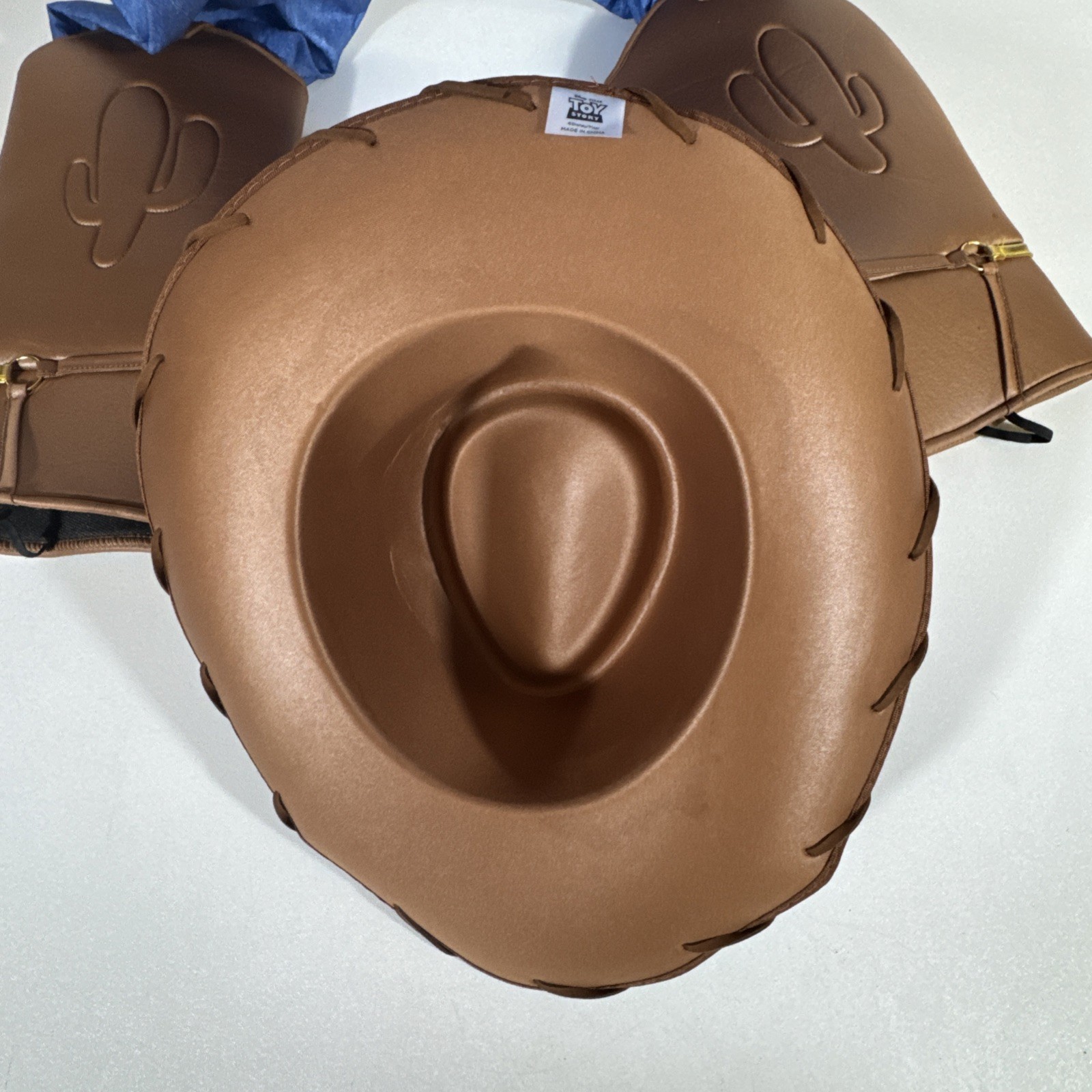Woody Classic Toy Story 4 Movie Cowboy Fancy Dress Up Halloween Adult Costume
