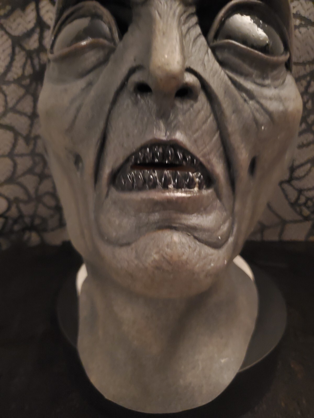 Alien Halloween Mask EVIL INVADER 51 Authentic Ghoulish Productions Area Xfiles