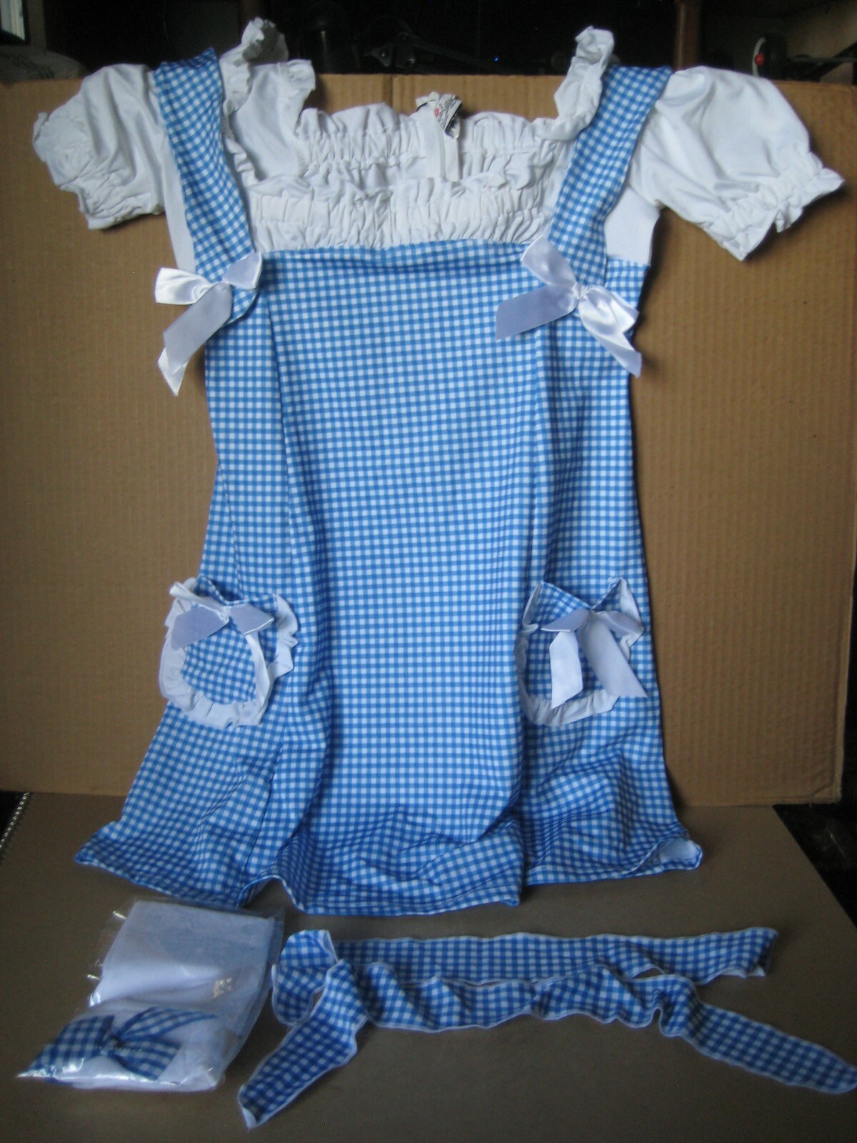 FORPLAY KANSAS GIRL WOMEN’S SEXY FARM GIRL COSTUME Medium/Large