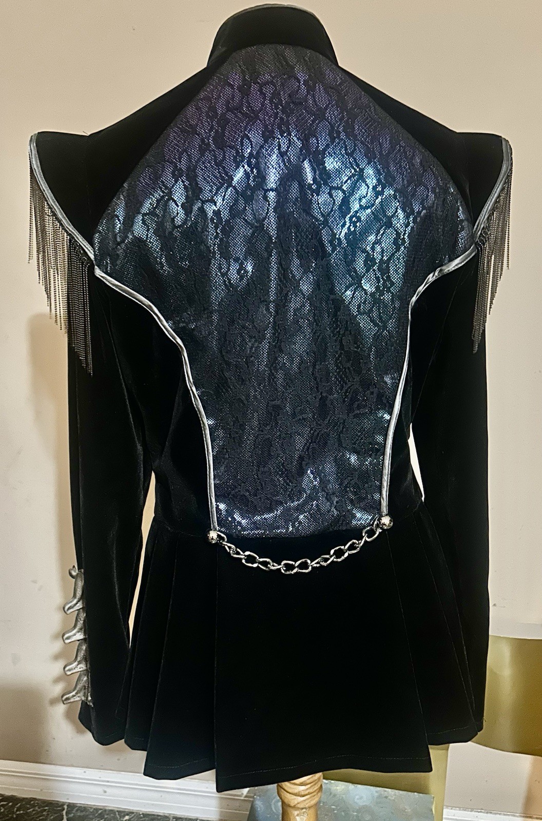 Spirit Women’s Skeleton Royalty Jacket only Goth Halloween Size L Large Costume