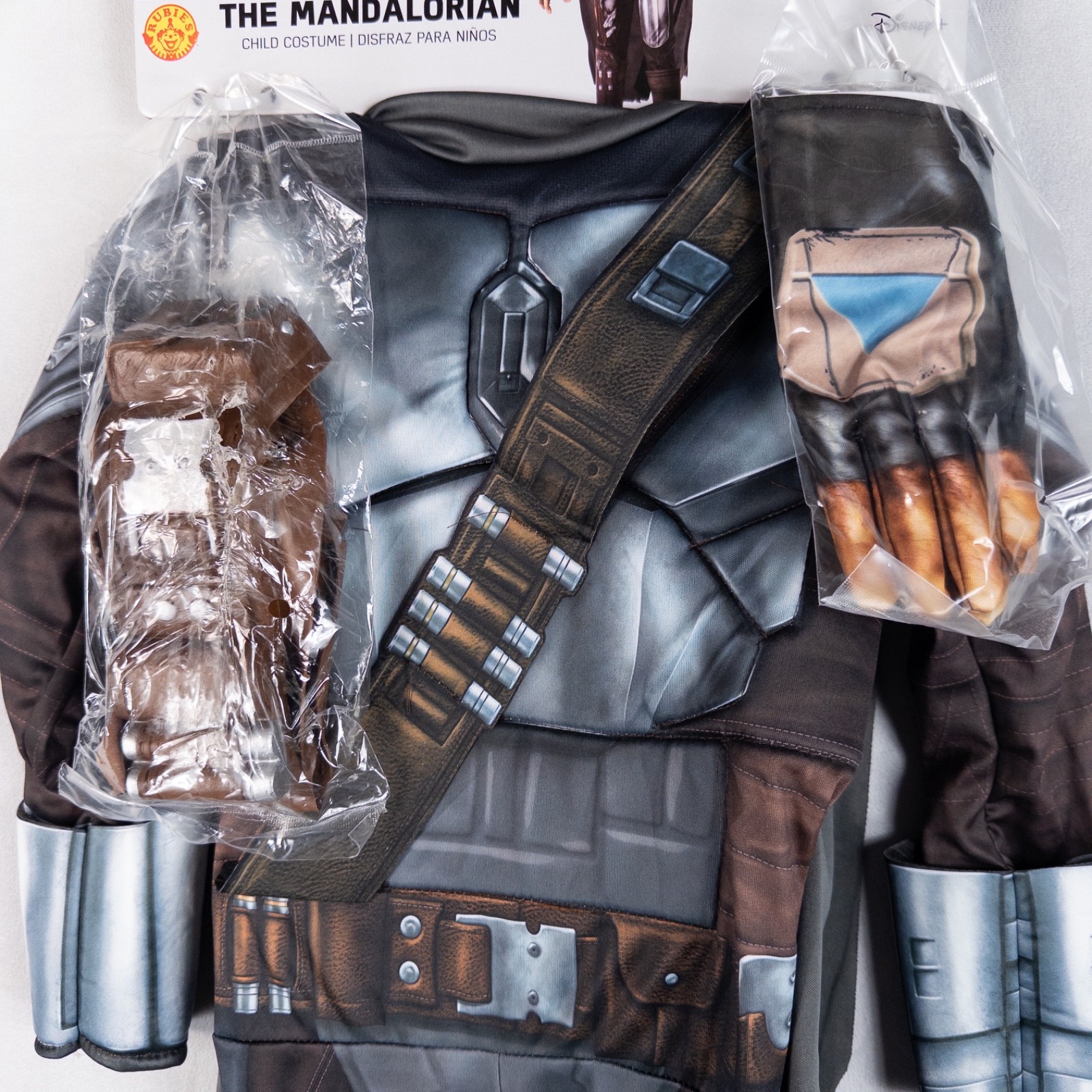 Rubies Kids Star Wars The Mandalorian Costume Size 4-6 Silver Beskar Deluxe M46