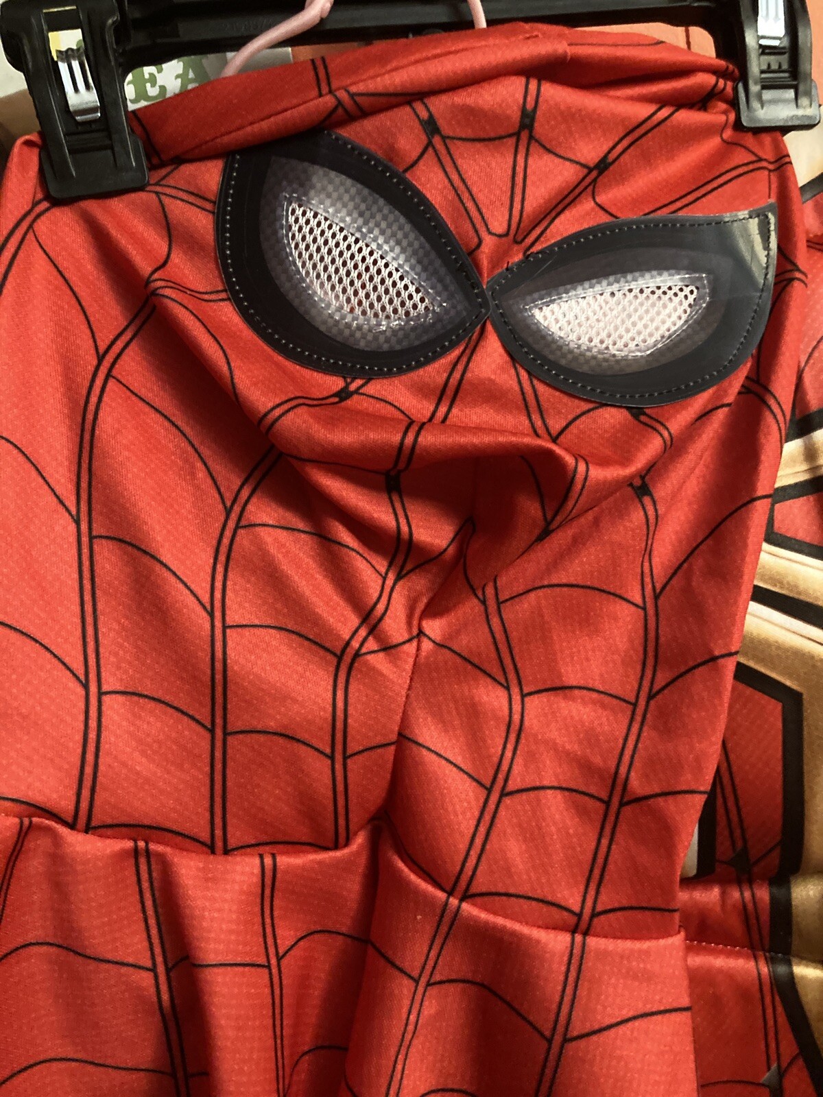 BOYS MARVEL SPIDERMAN COSTUME USED ONCE BLACK RED YELLOW SIZE LARGE