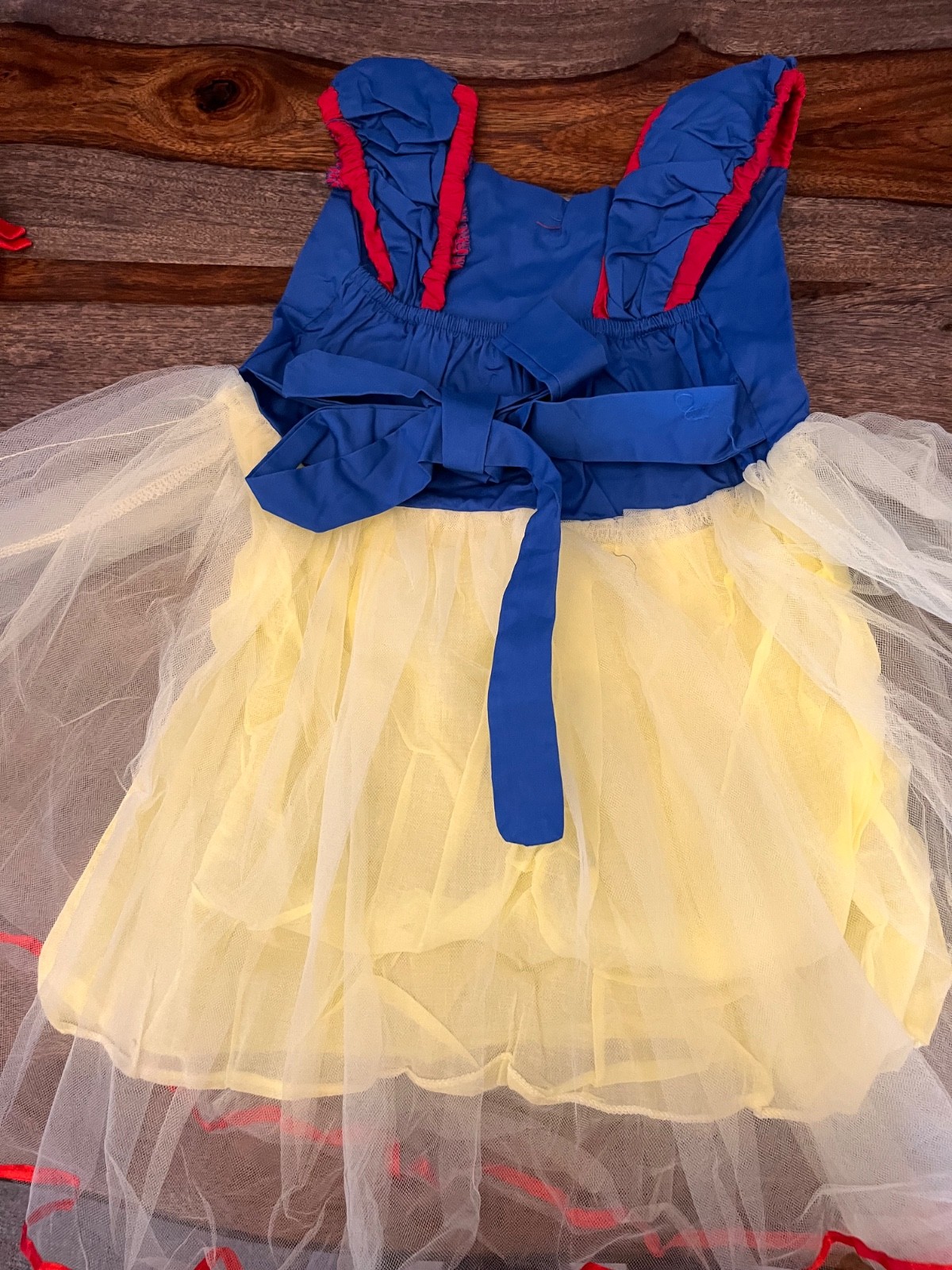 Snow White Disney Princess Dress Up Halloween Deluxe Child Costume Size XS 4/5