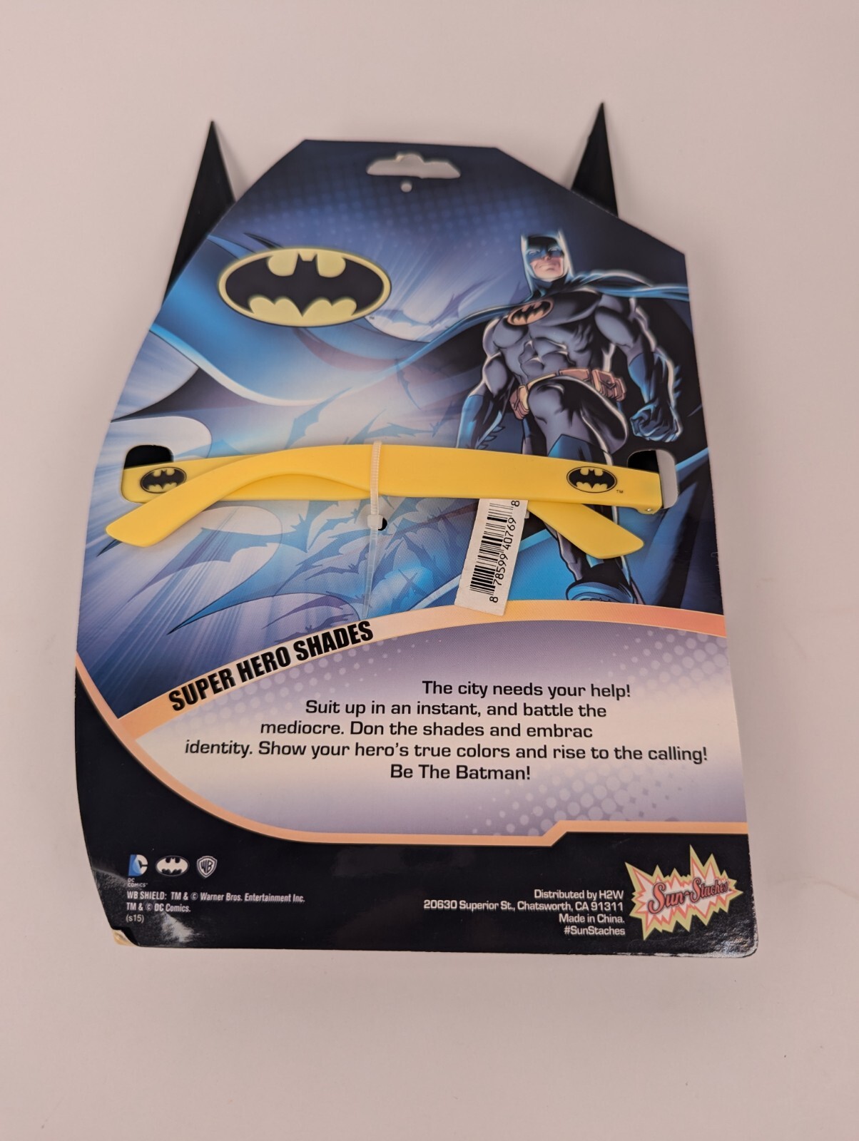 Batman Sun-Staches World’s Easiest Costume – NEW DC Comics Halloween
